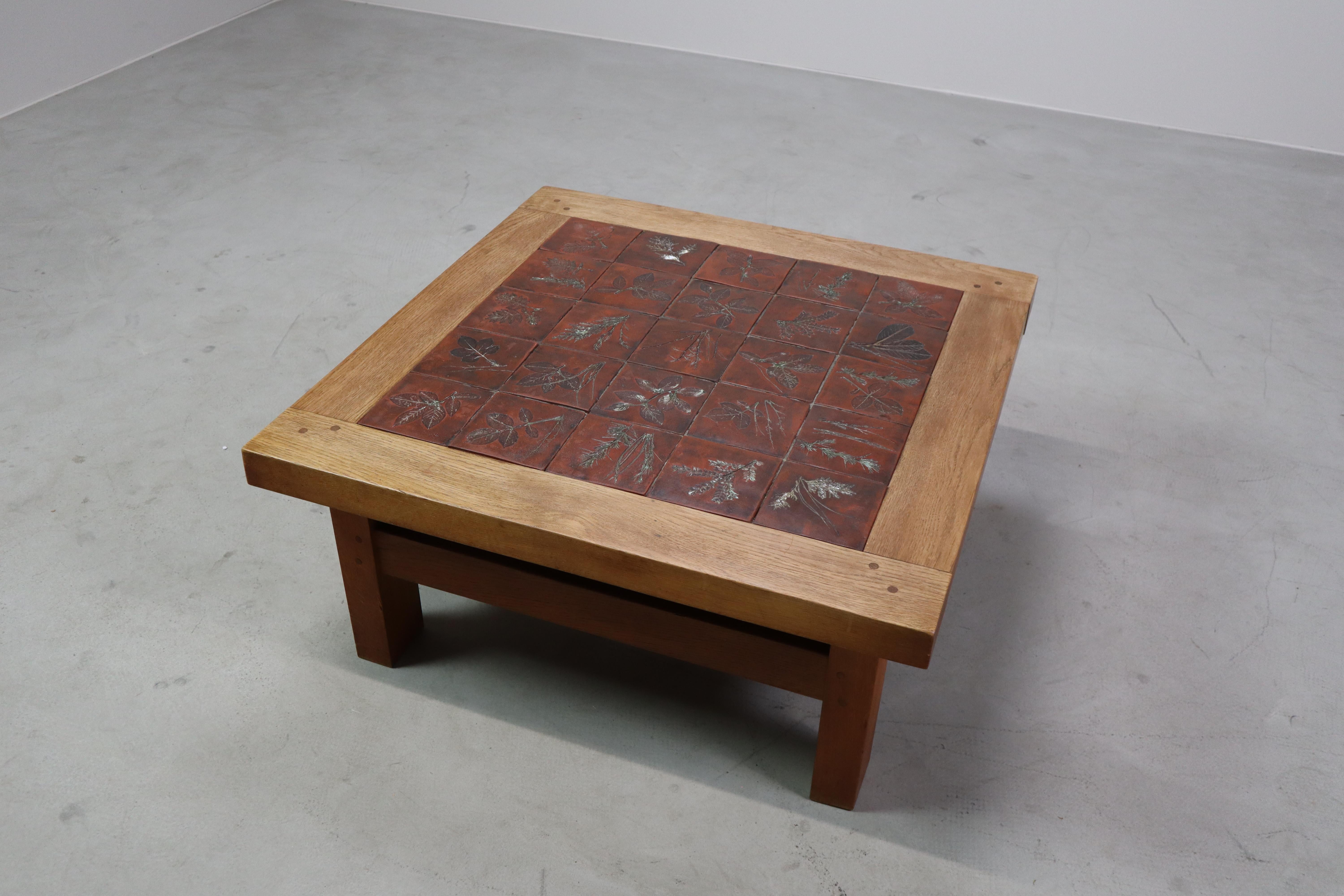 Mid-Century botanical ceramic tile coffee table in Oak, 1960s For Sale 13