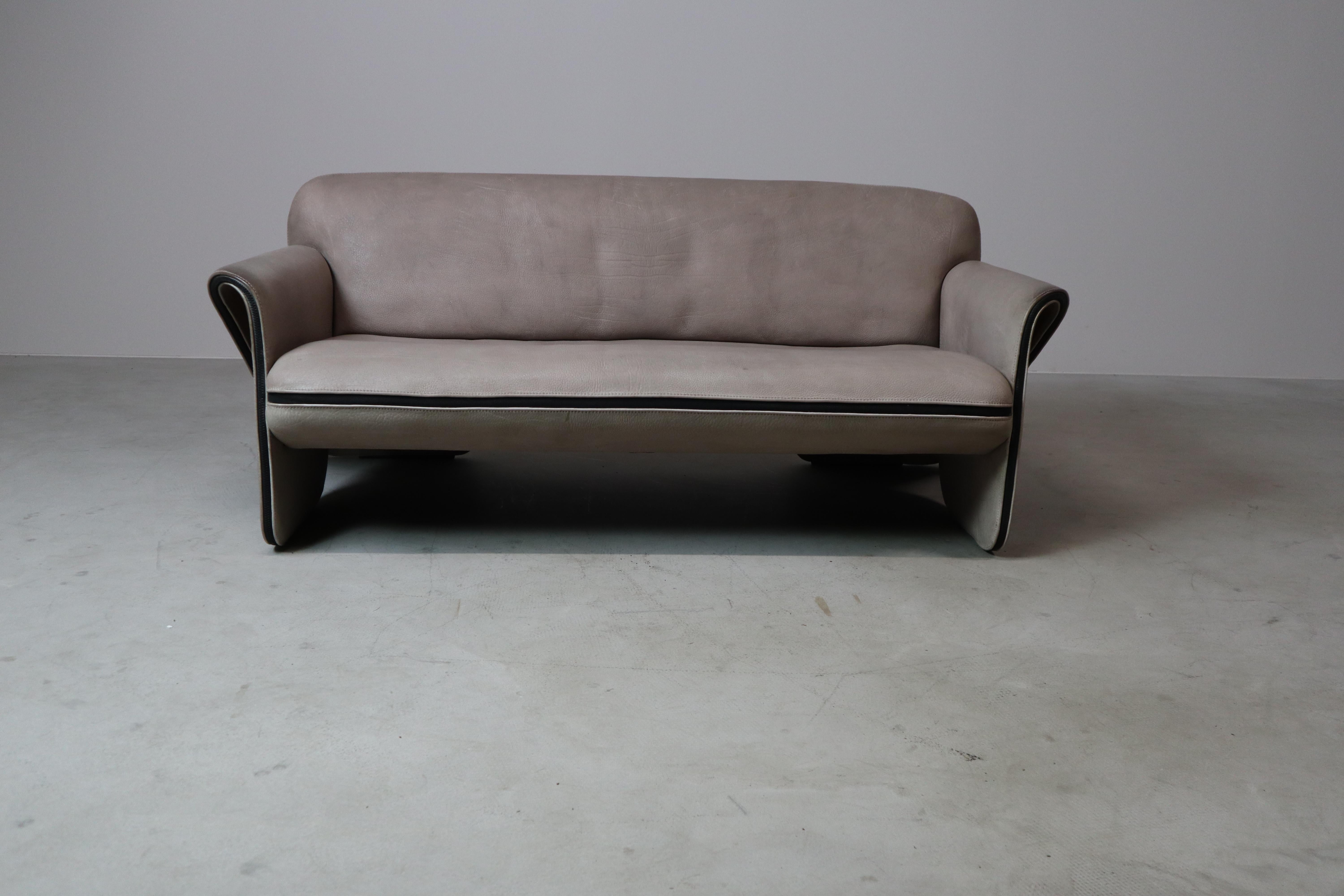 De Sede DS-125 two-seat sofa by Gerd Lange, 1978 In Good Condition For Sale In Langemark-Poelkapelle, BE