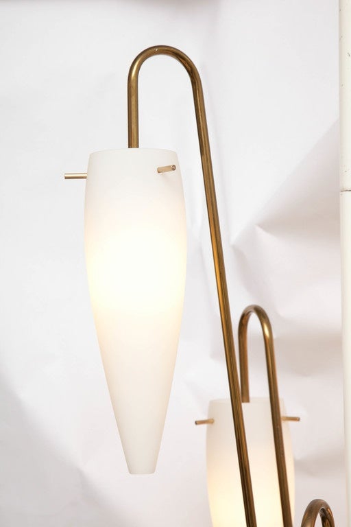 Mid-20th Century 1950s Italian Modernist Pole Lamp Attributed to Stilnovo