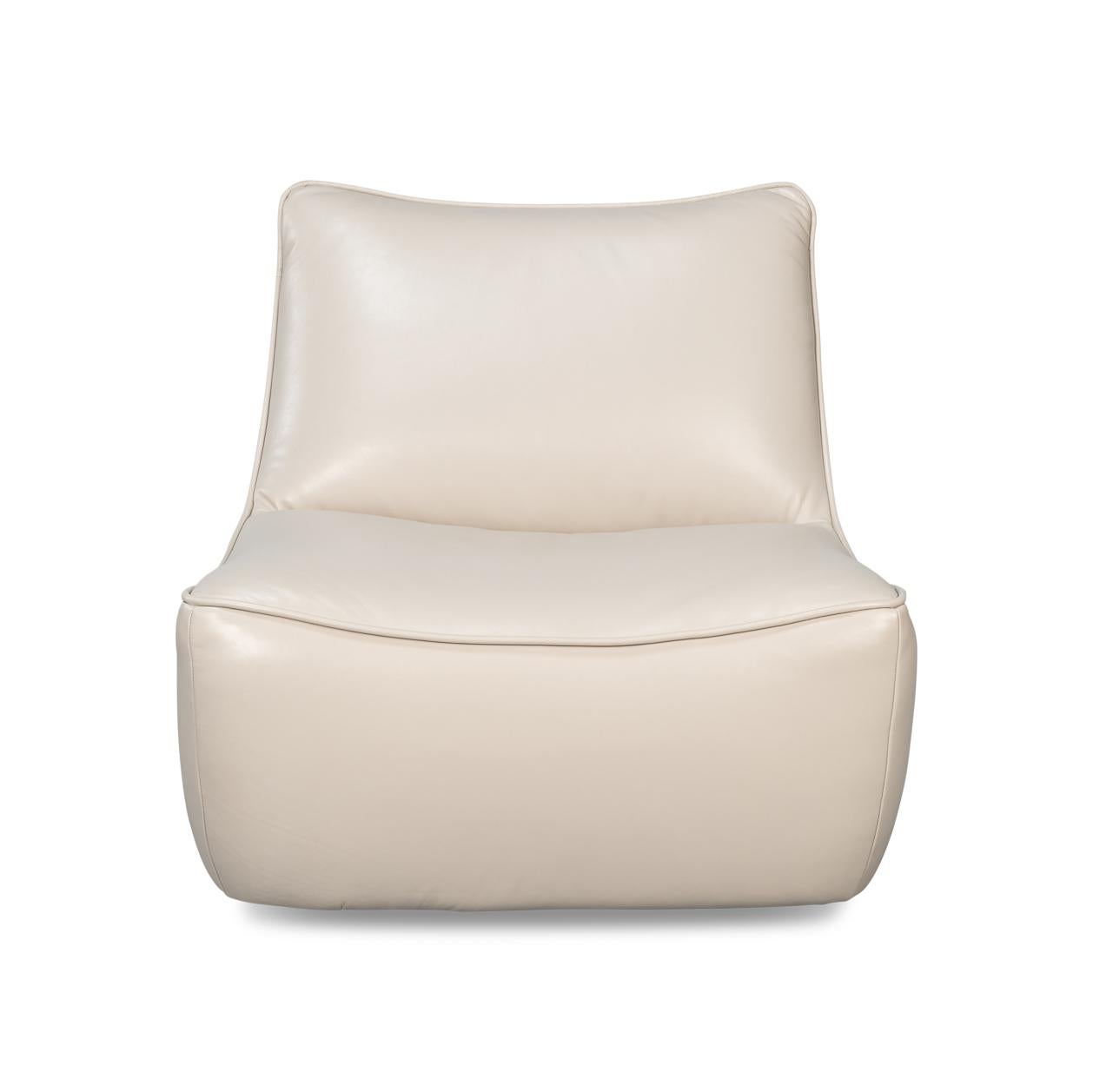 Rivestita in morbida e soffice pelle bianca cristallina, questa sedia offre un comfort impareggiabile e una sobria eleganza. Il design minimalista della ciabatta è impreziosito da una base girevole, che la rende un'aggiunta versatile a qualsiasi