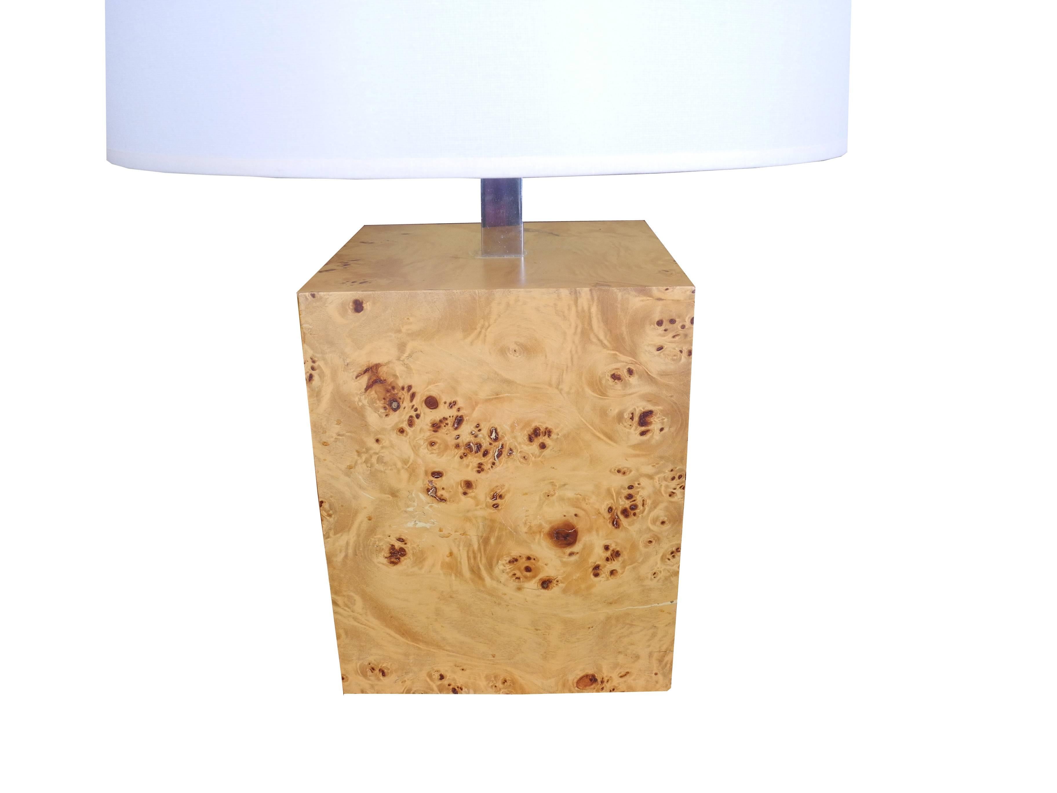 This modern lamp is made of a burled veneer with chrome hardware in the style of Milo Baughman. The cube measures 8 x 8 by 10