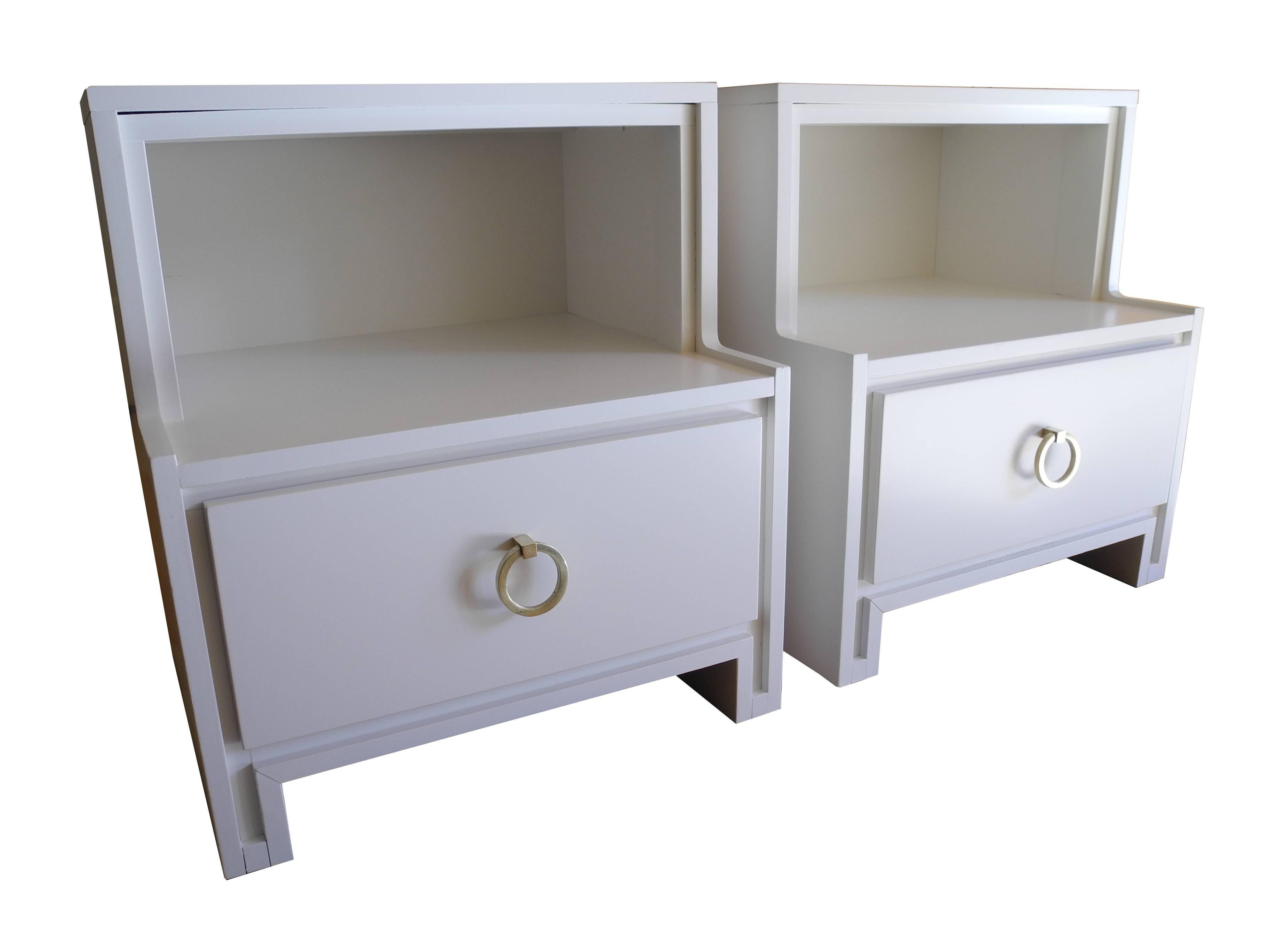 These bedside tables each have a deep drawer and are painted in linen white and lacquered. The bottom is 18