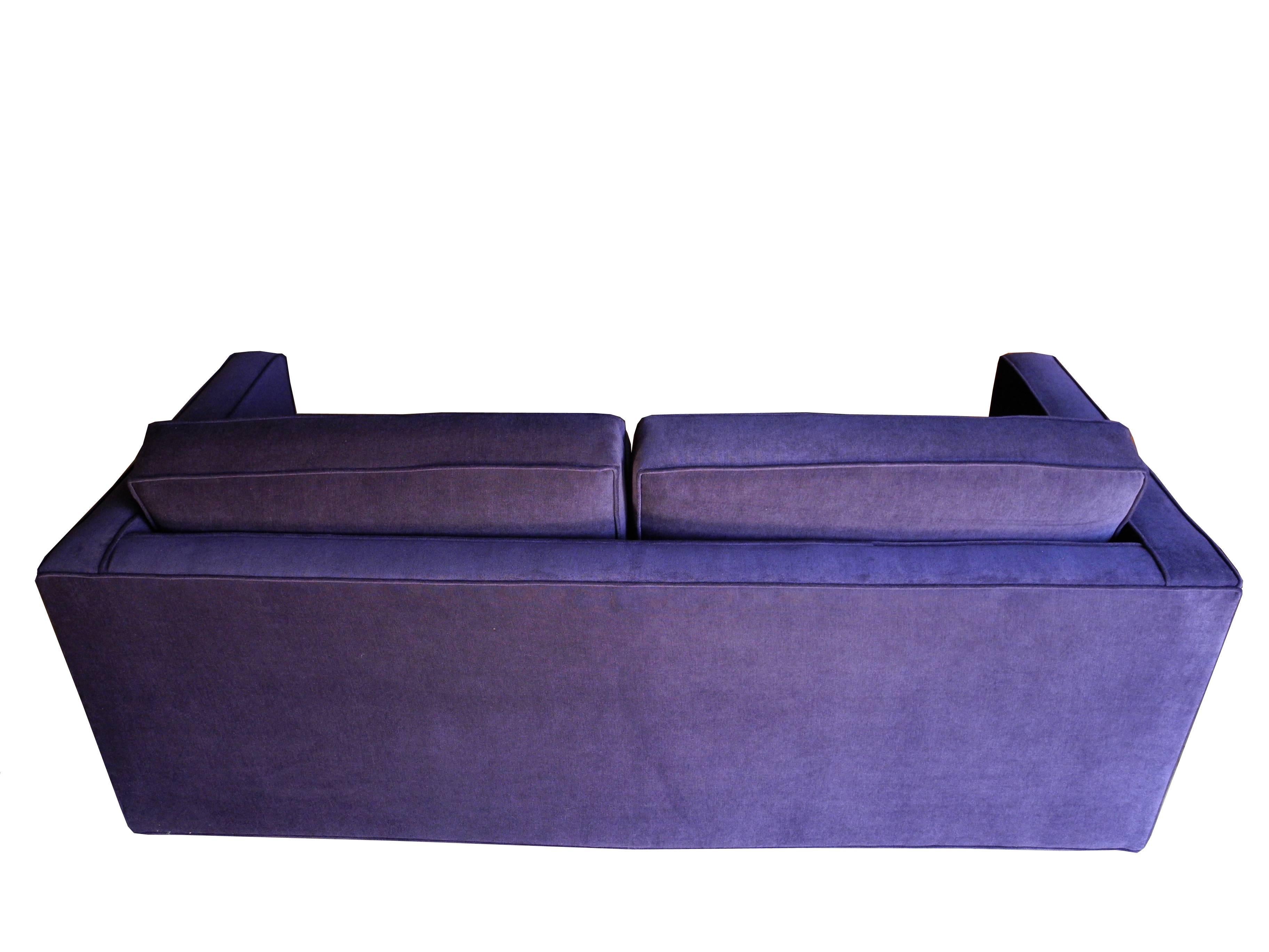 American Mid-Century Modern Purple Velvet Sofa / Settee by Charles Pfister for Knoll For Sale