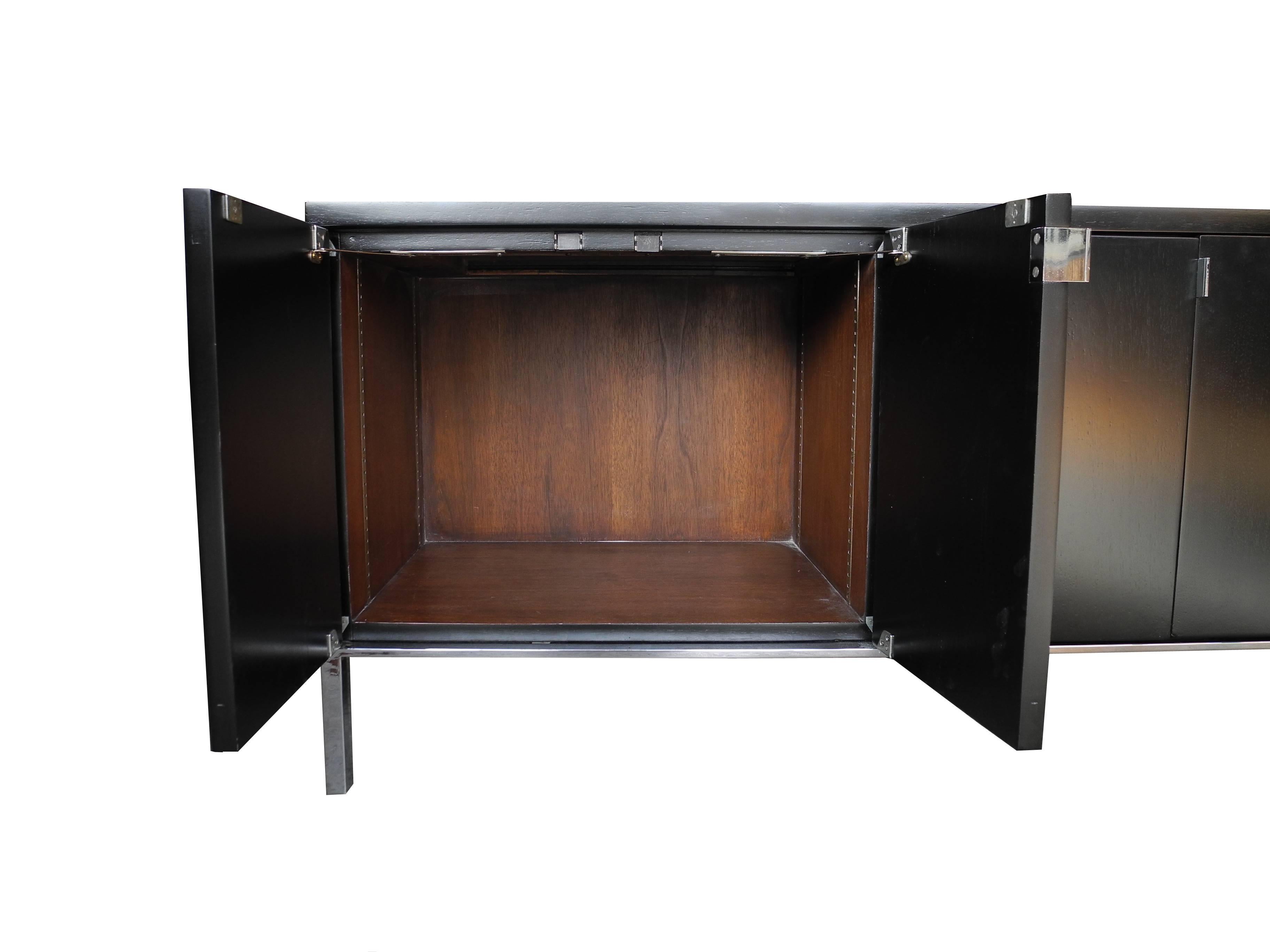 American Black Vintage Mid-Century Modern Credenza in the Style of Florence Knoll For Sale