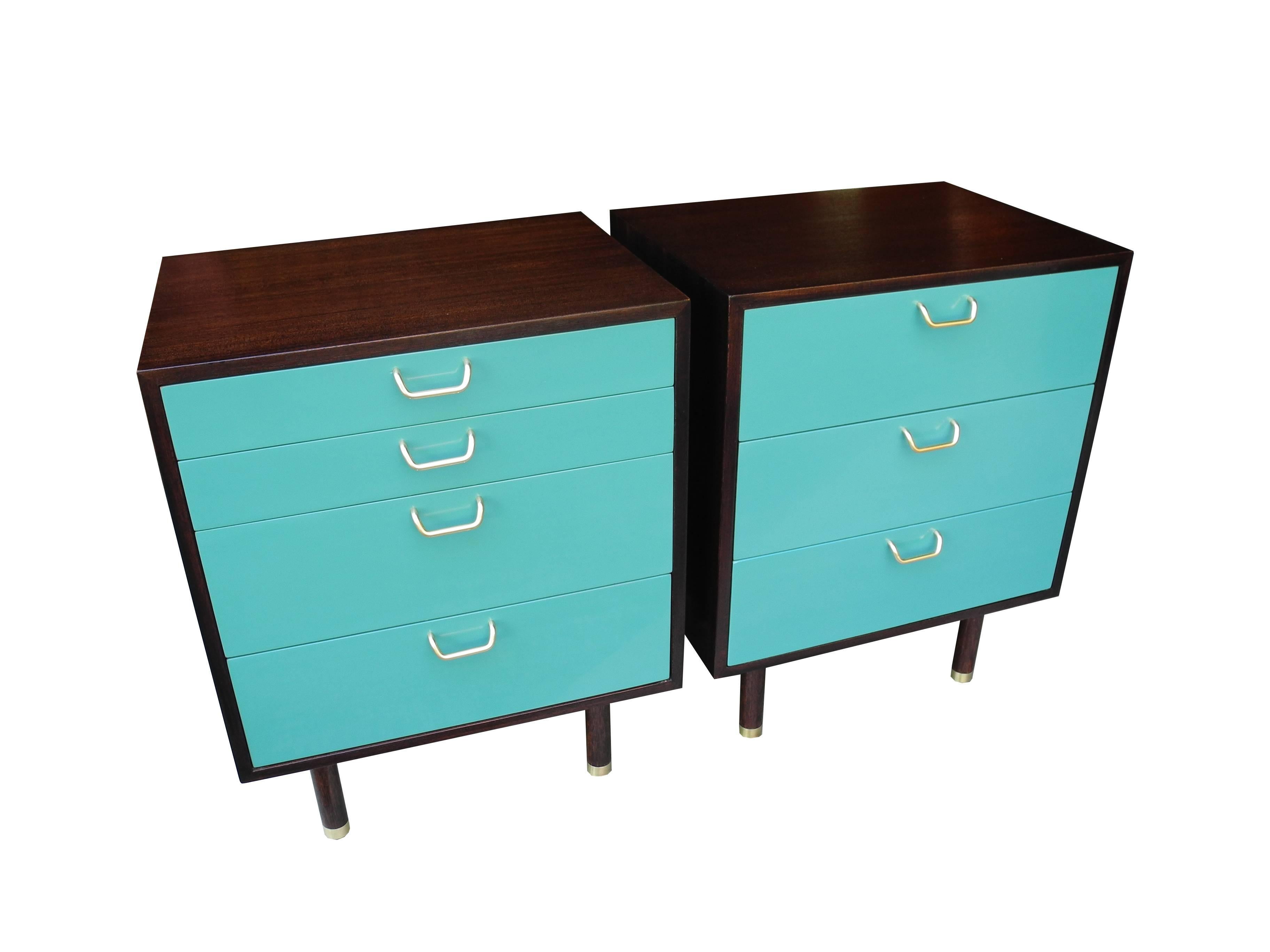 These Harvey Probber modern nightstands or small dressers are made of a mahogany case, one set with four painted and polished drawers the other set with three drawers. Completely restored in its original Probber color and polished finish. Equipped