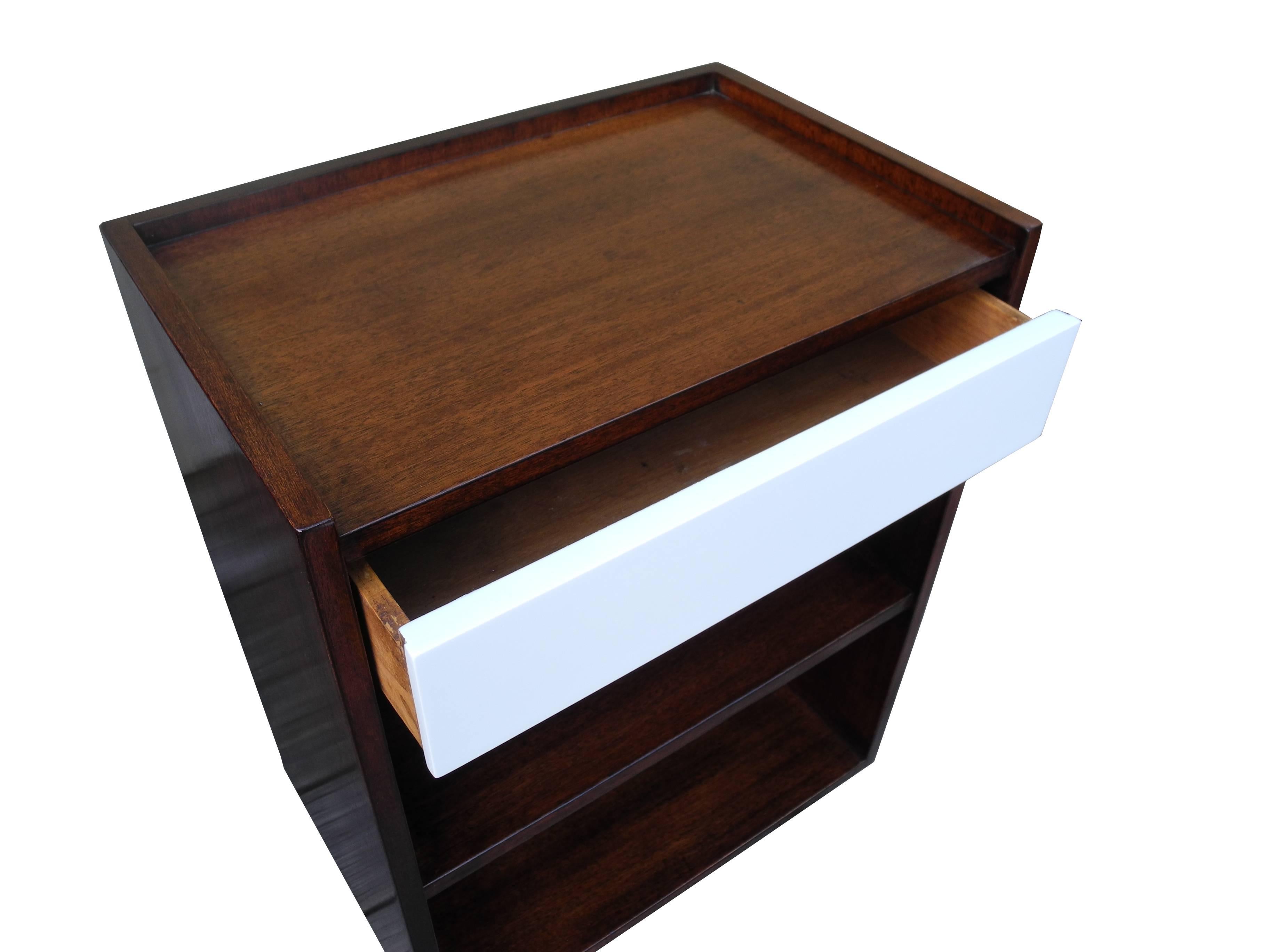 Pair of Modern Mahogany Nightstands by Gilbert Rohde In Excellent Condition For Sale In Hudson, NY