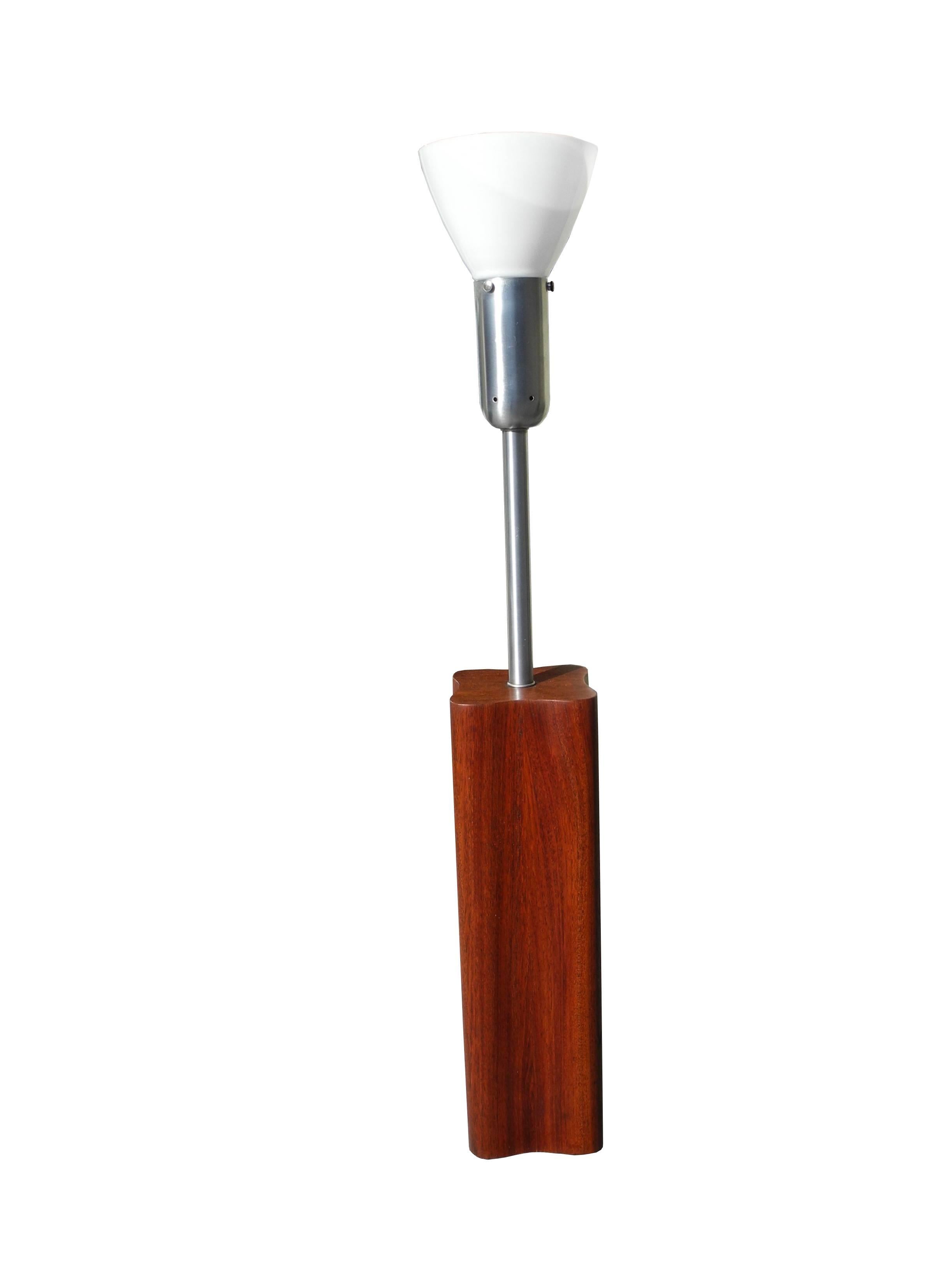 20th Century Danish Modern Large Teak Quatrefoil Shape Table Lamp by Nessen For Sale