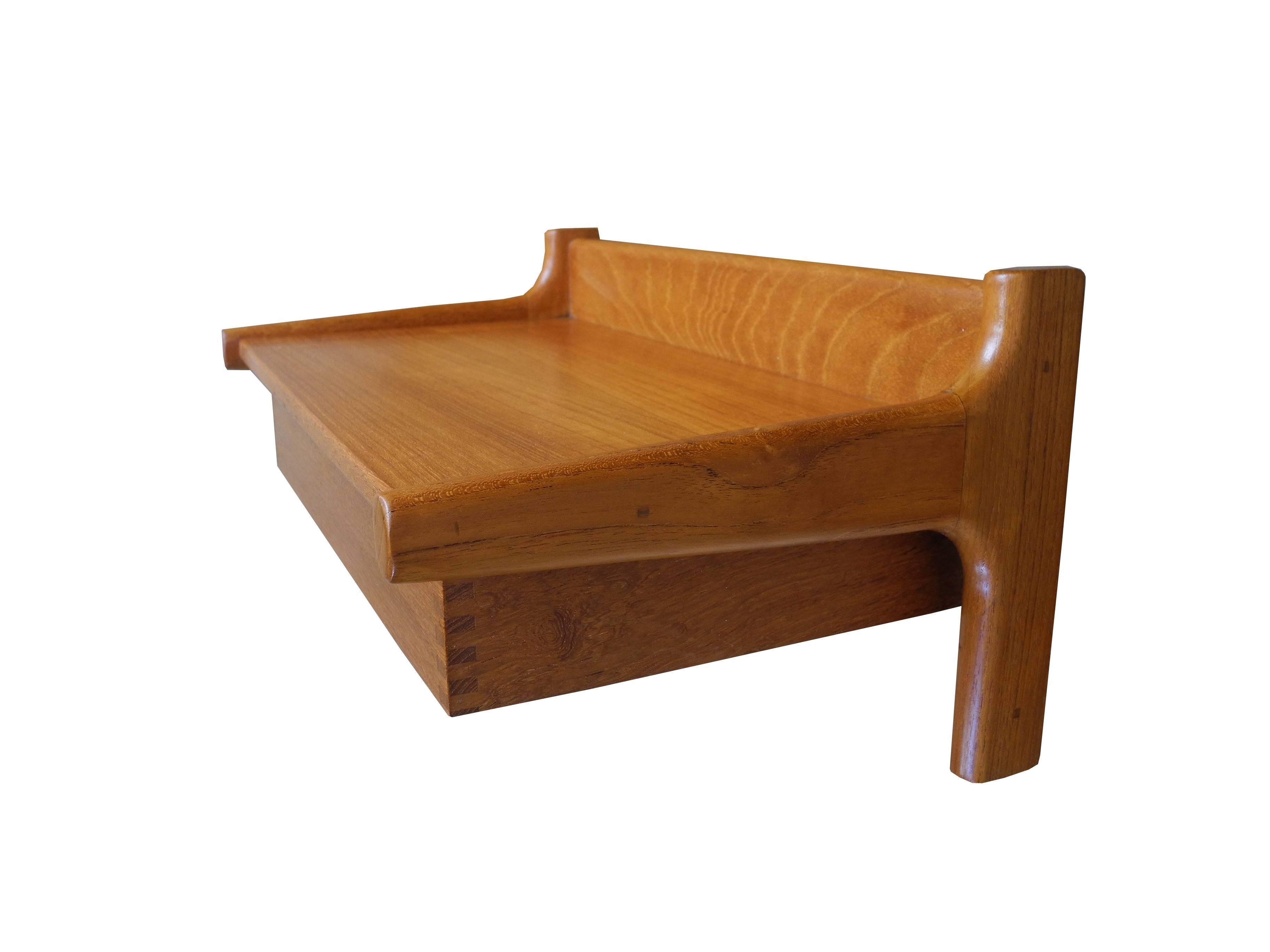 floating shelf with drawer