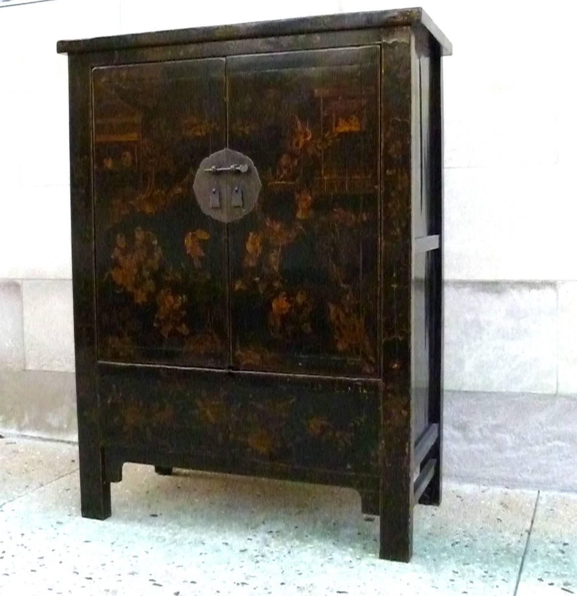 Chinoiserie Black Lacquer Cabinet with Gold Gilt Motif