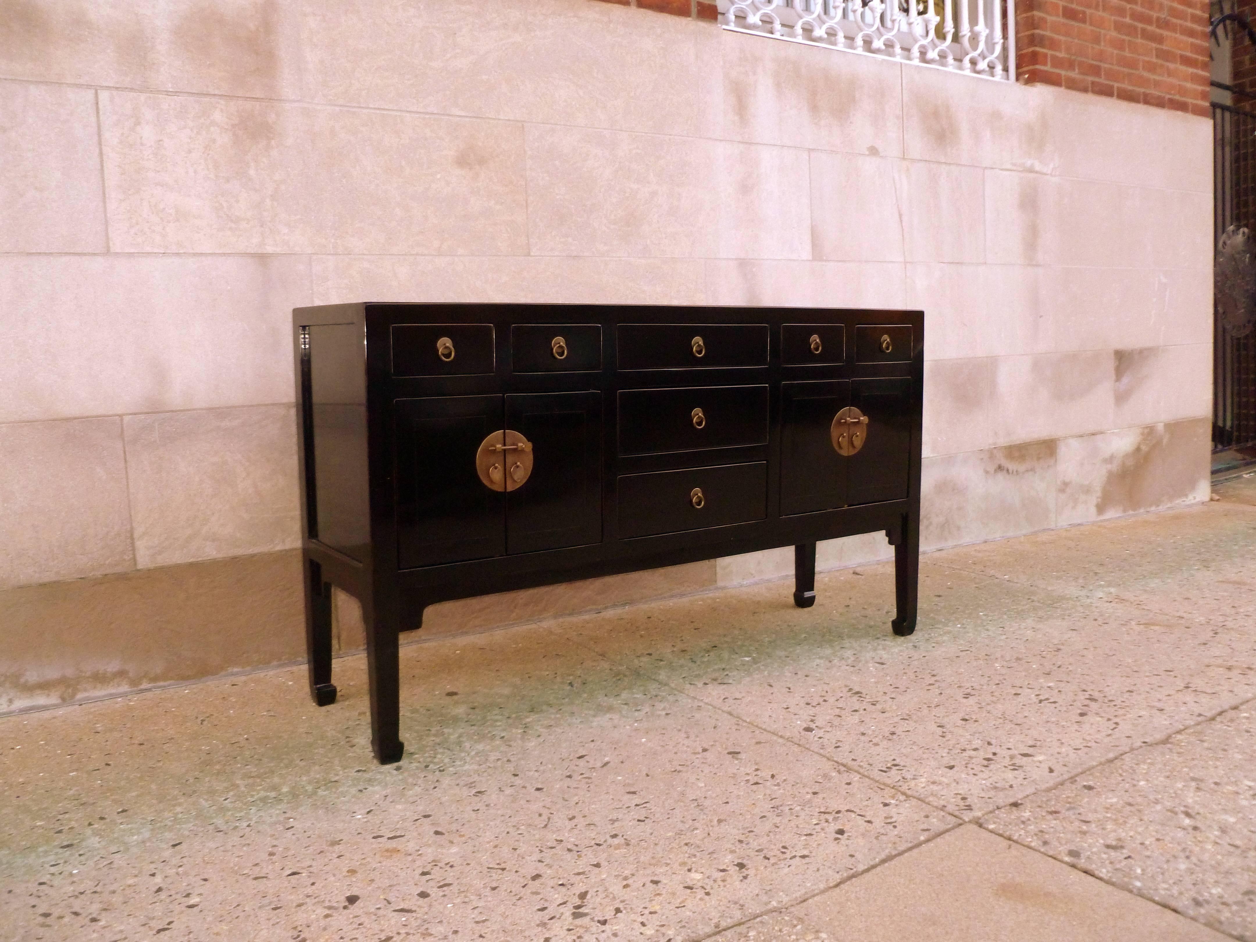 Fine Black Lacquer Sideboard with Drawers and Doors 1
