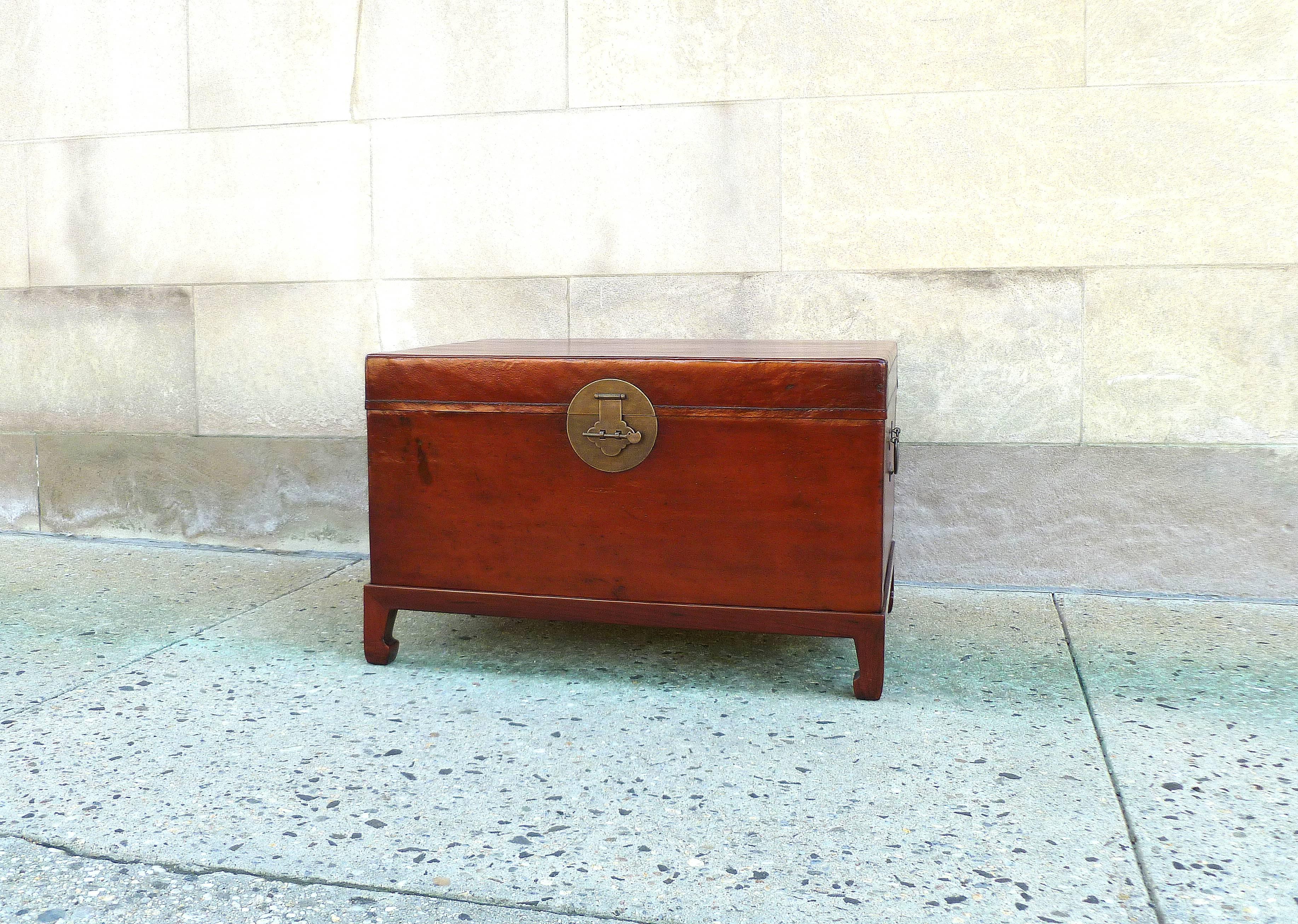 Ming Fine Leather Trunk on Stand