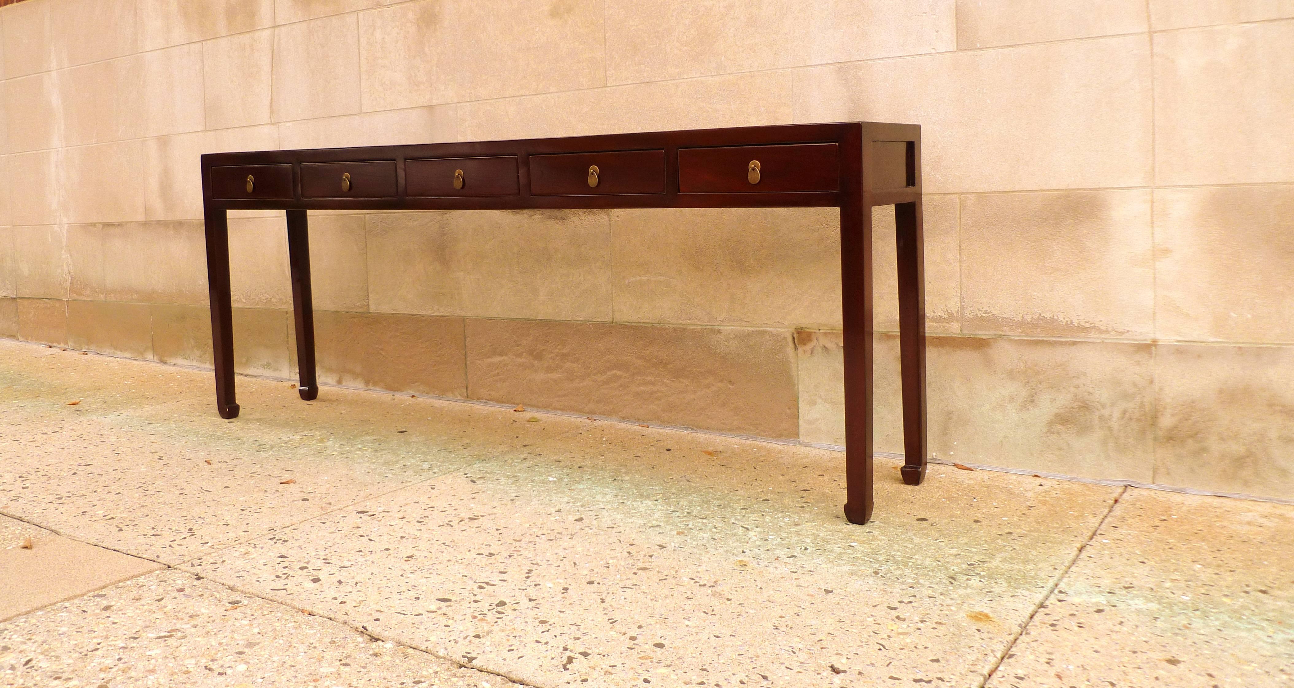 Chinese Fine and Elegant Ju Mu Wood Console Tablele Table