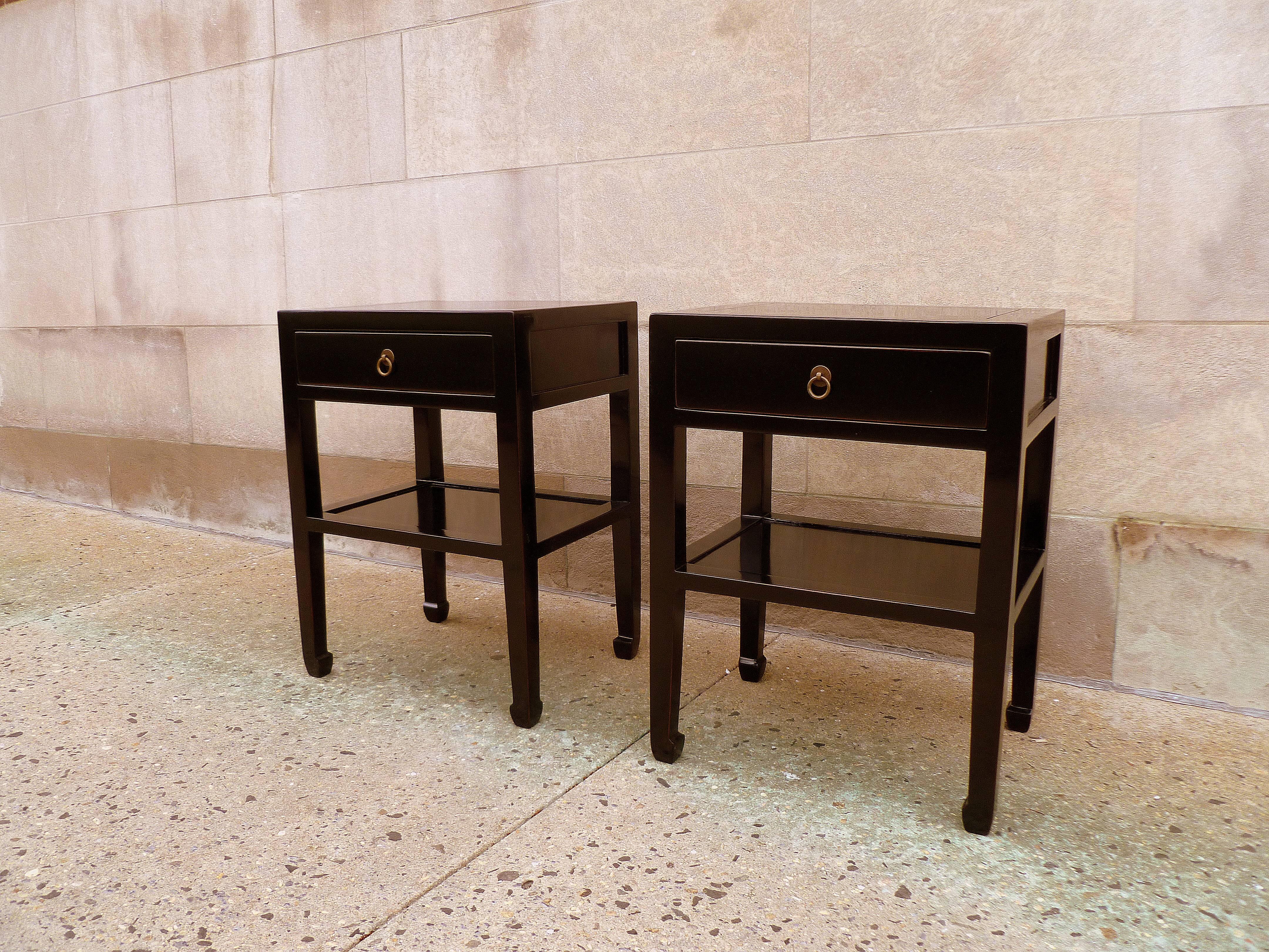 Early 20th Century Pair of Fine Black Lacquer End Tables
