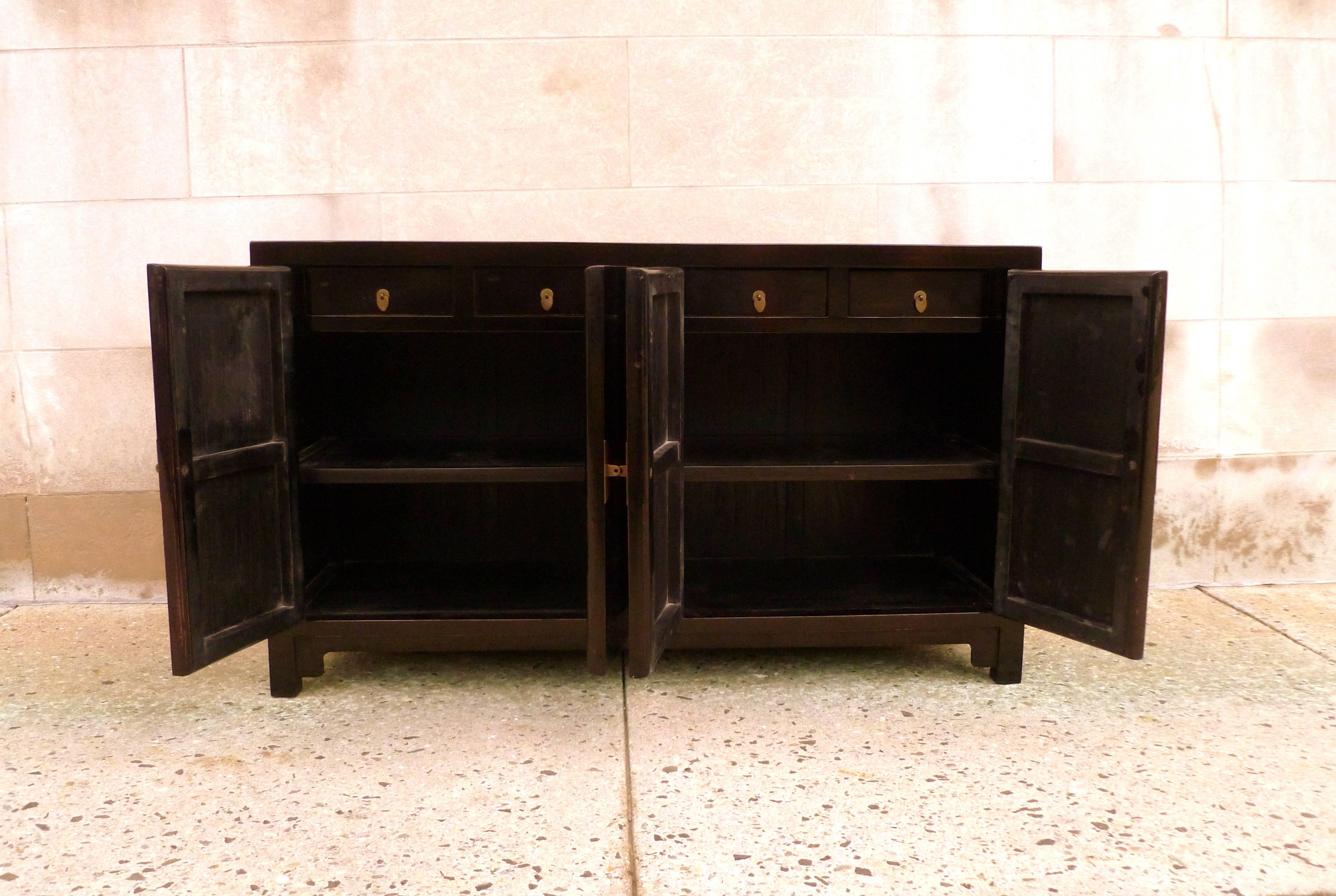 Mid-20th Century Fine Black Lacquer Sideboard