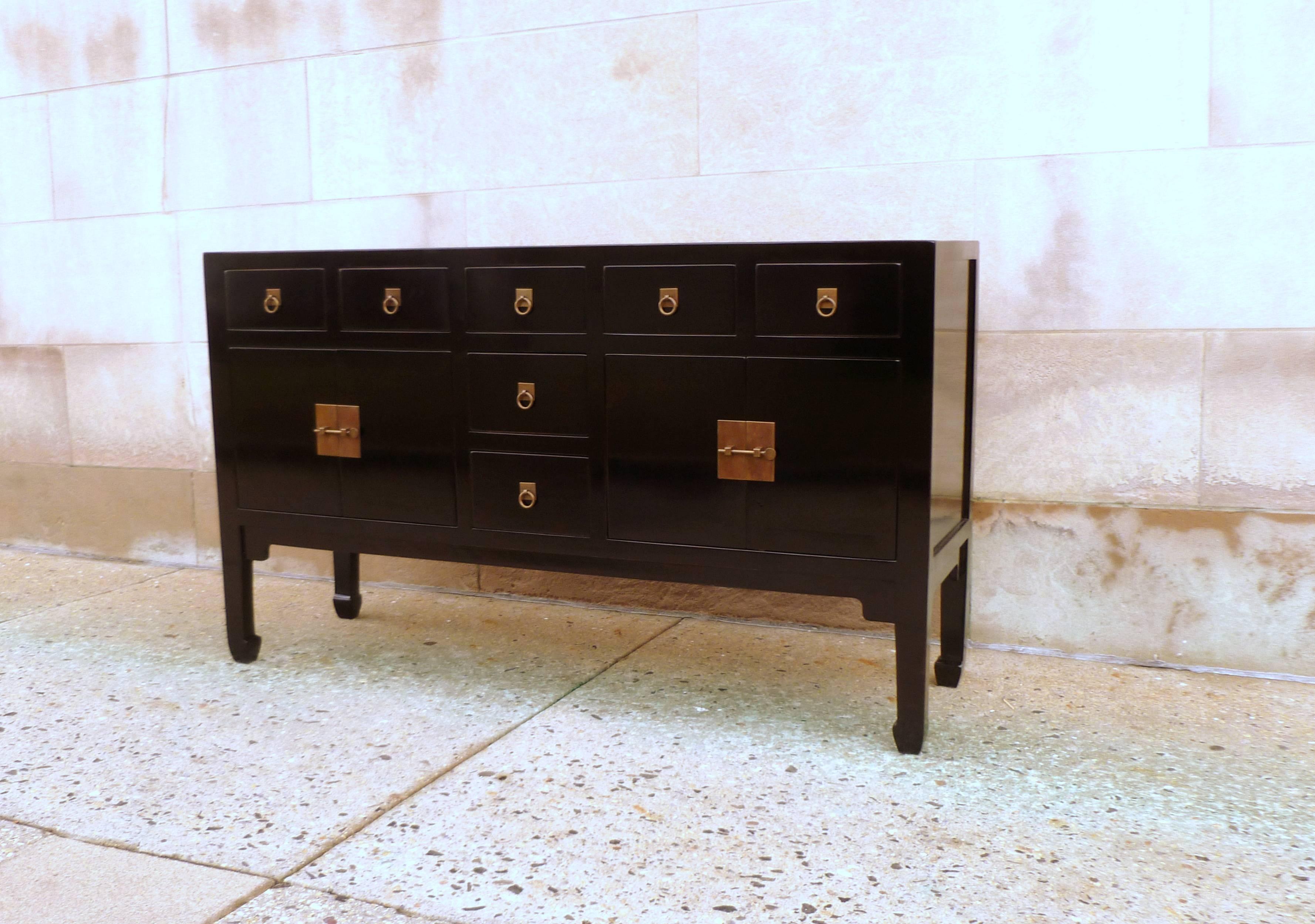 Chinese Fine Black Lacquer Sideboard with Drawers