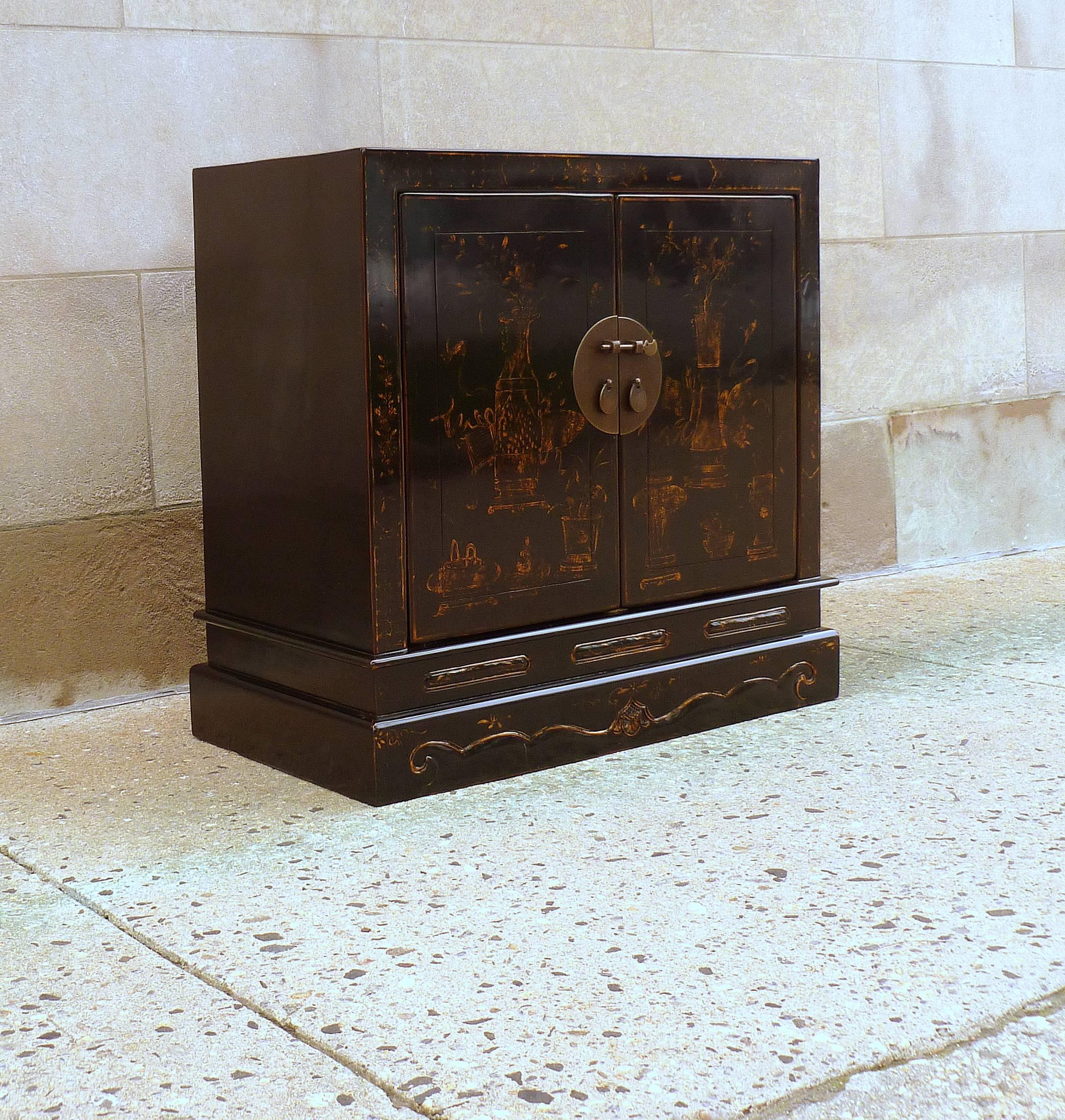 Mid-20th Century Fine Black Lacquer Chest with Gilt Motif