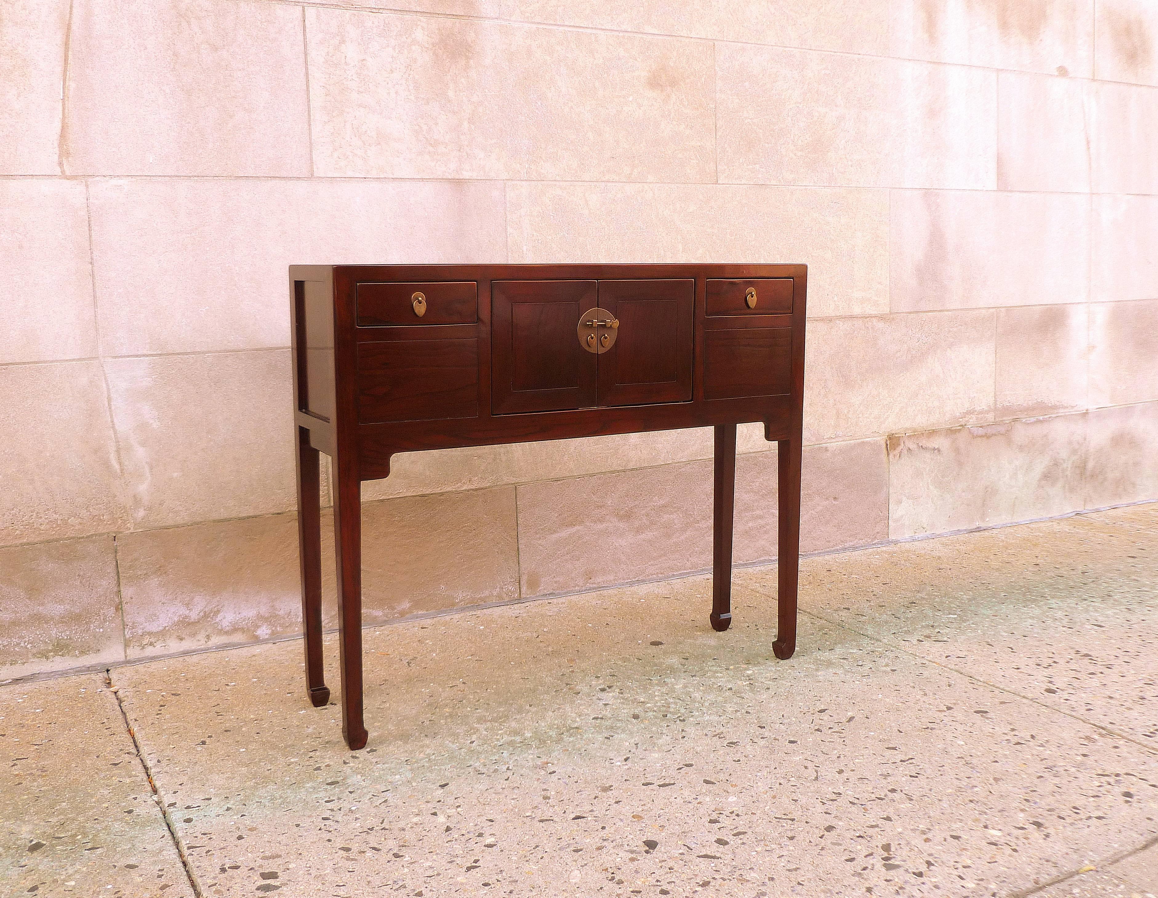 Polished Fine Jumu Console Table