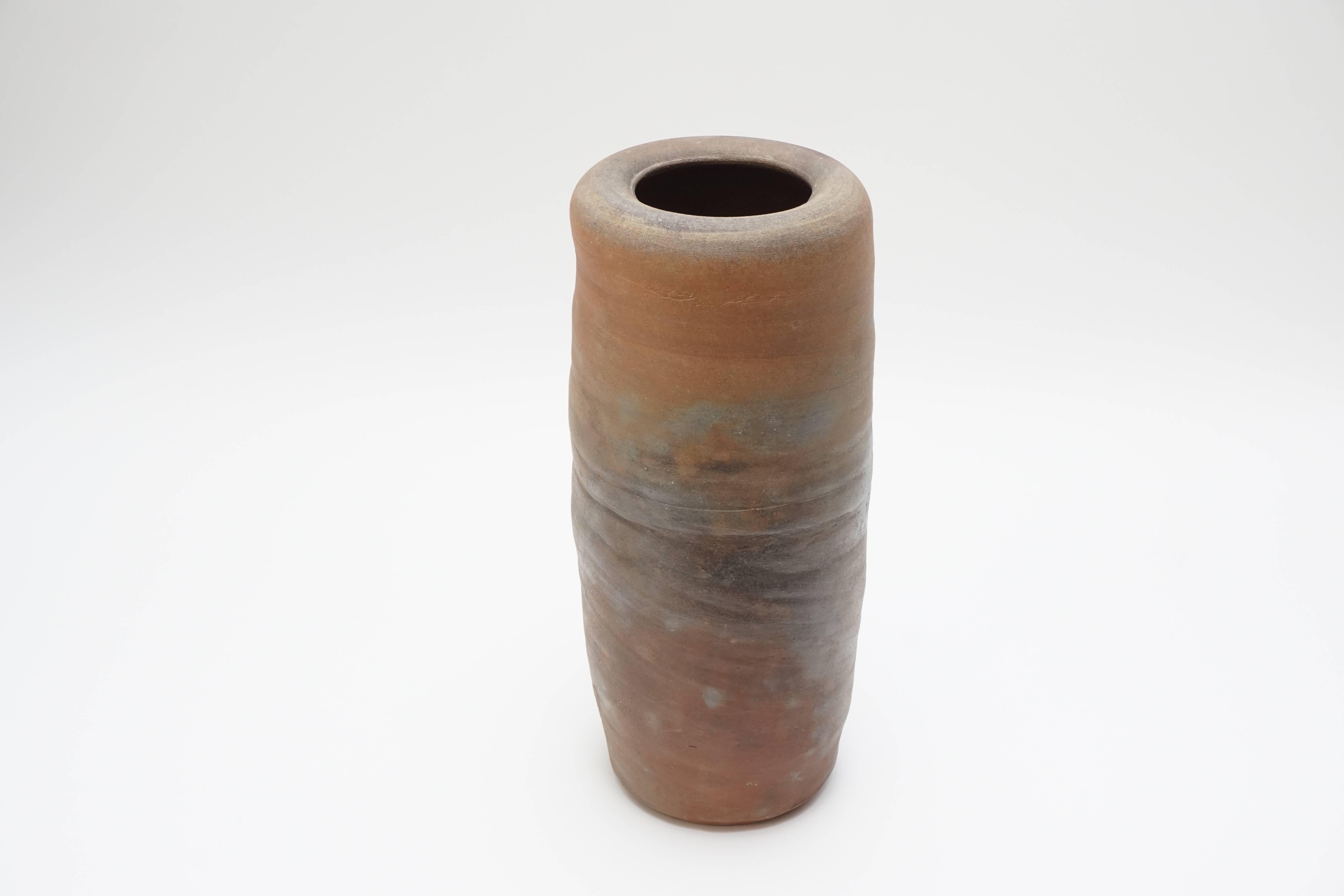 Ceramic vessel with inscribed signature and dated 1982