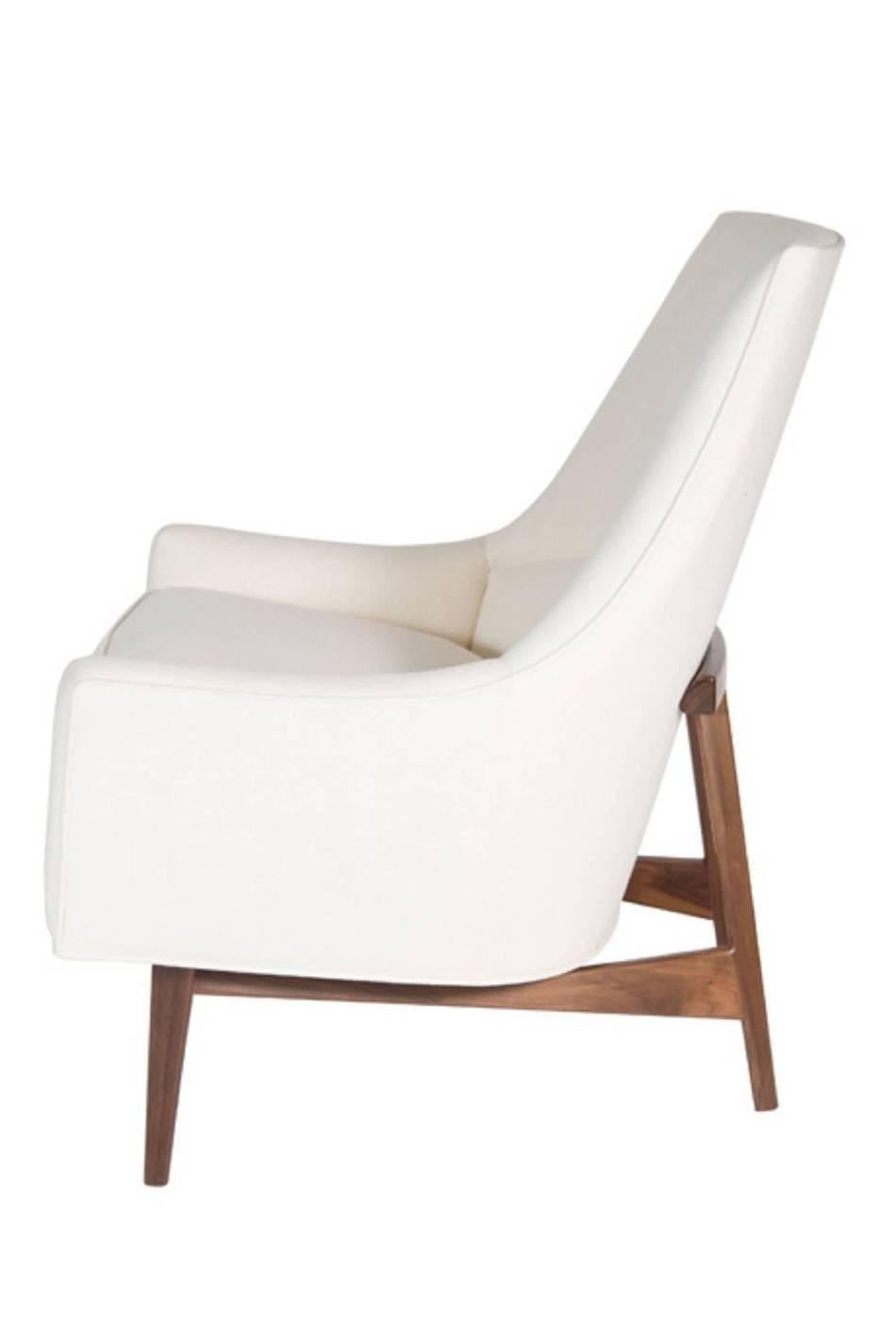 American Pair of Cedrick Lounge Chairs For Sale