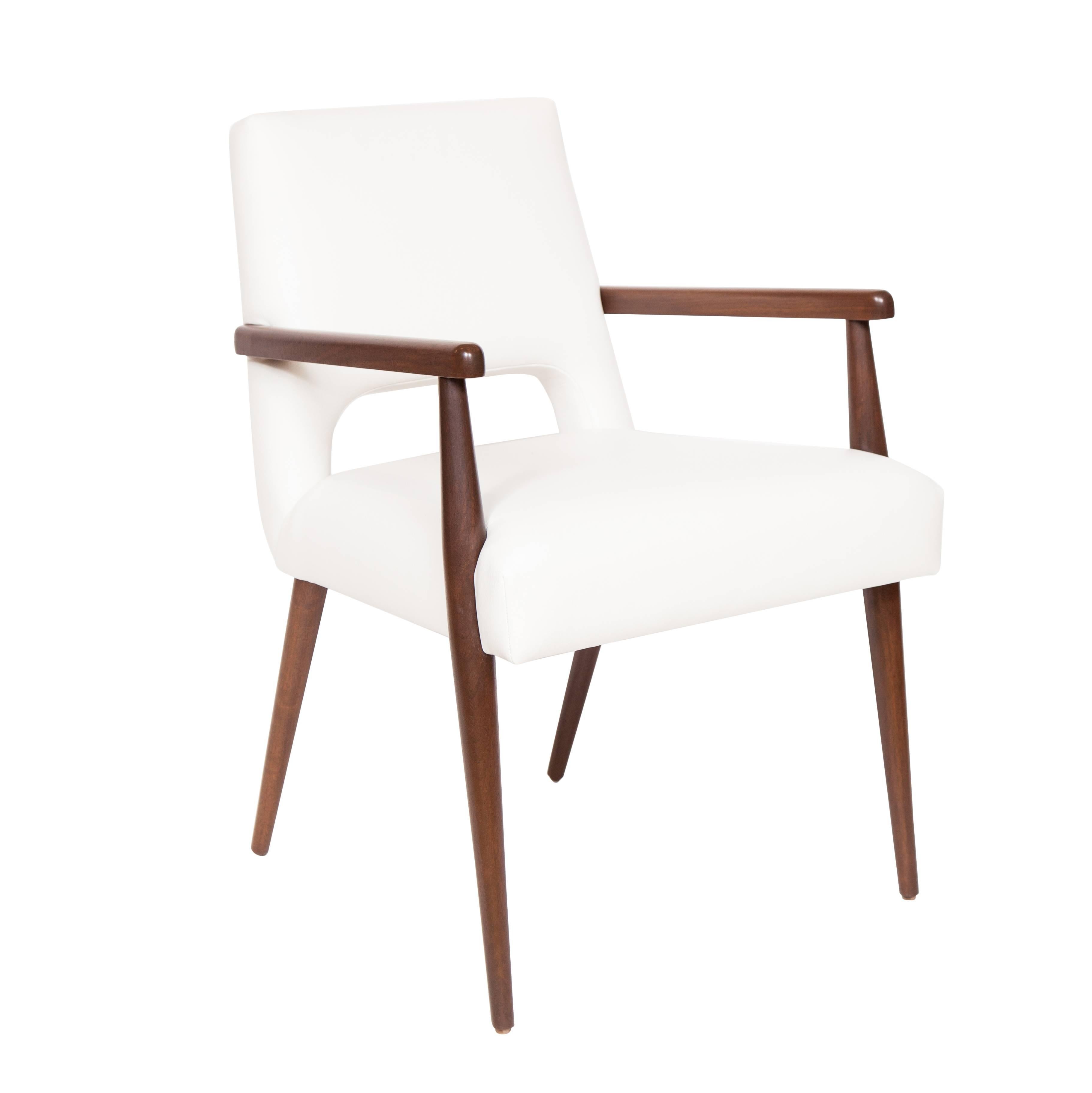Hofford Dining Chair In Excellent Condition For Sale In New York, NY