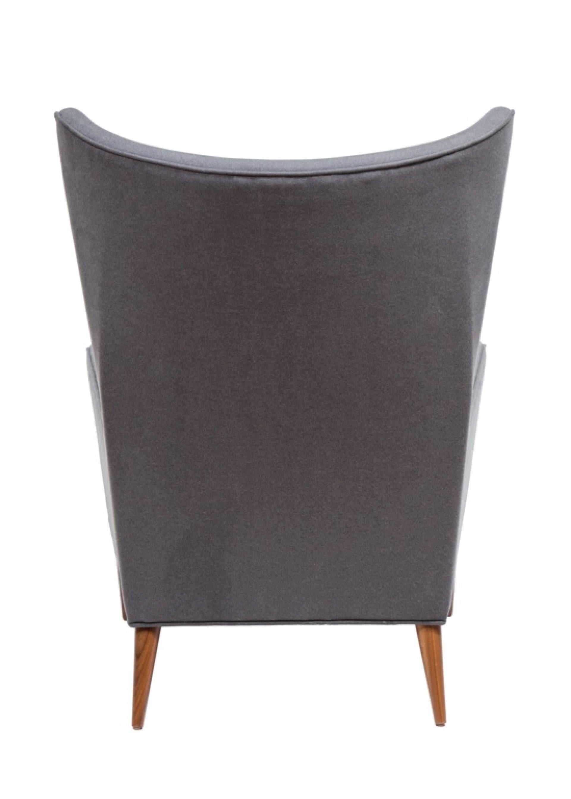 Pair of Morton Curved Back Wing Chairs In Excellent Condition For Sale In New York, NY