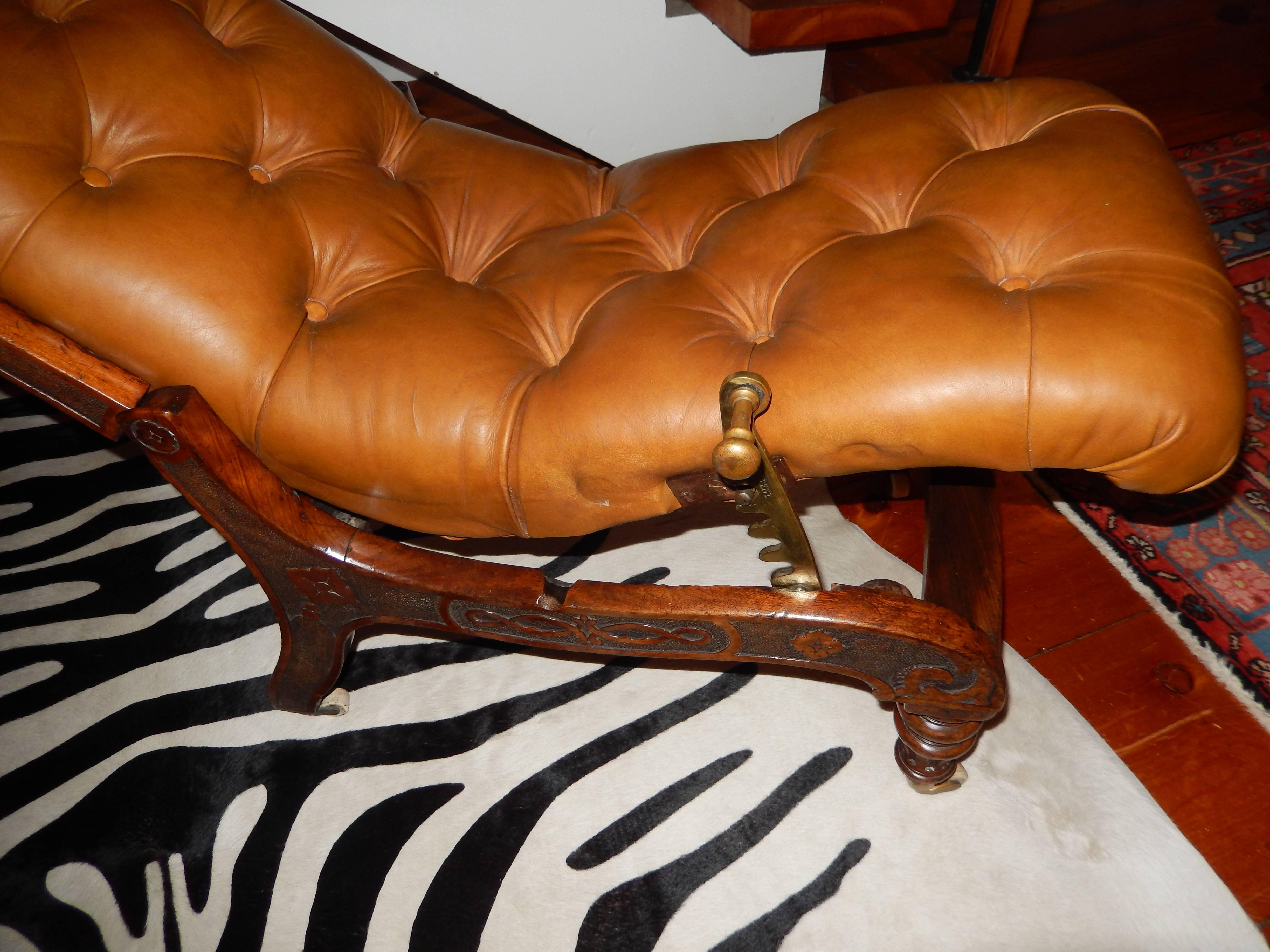 Hand-Carved Rare 19th Century American Chaise Lounge