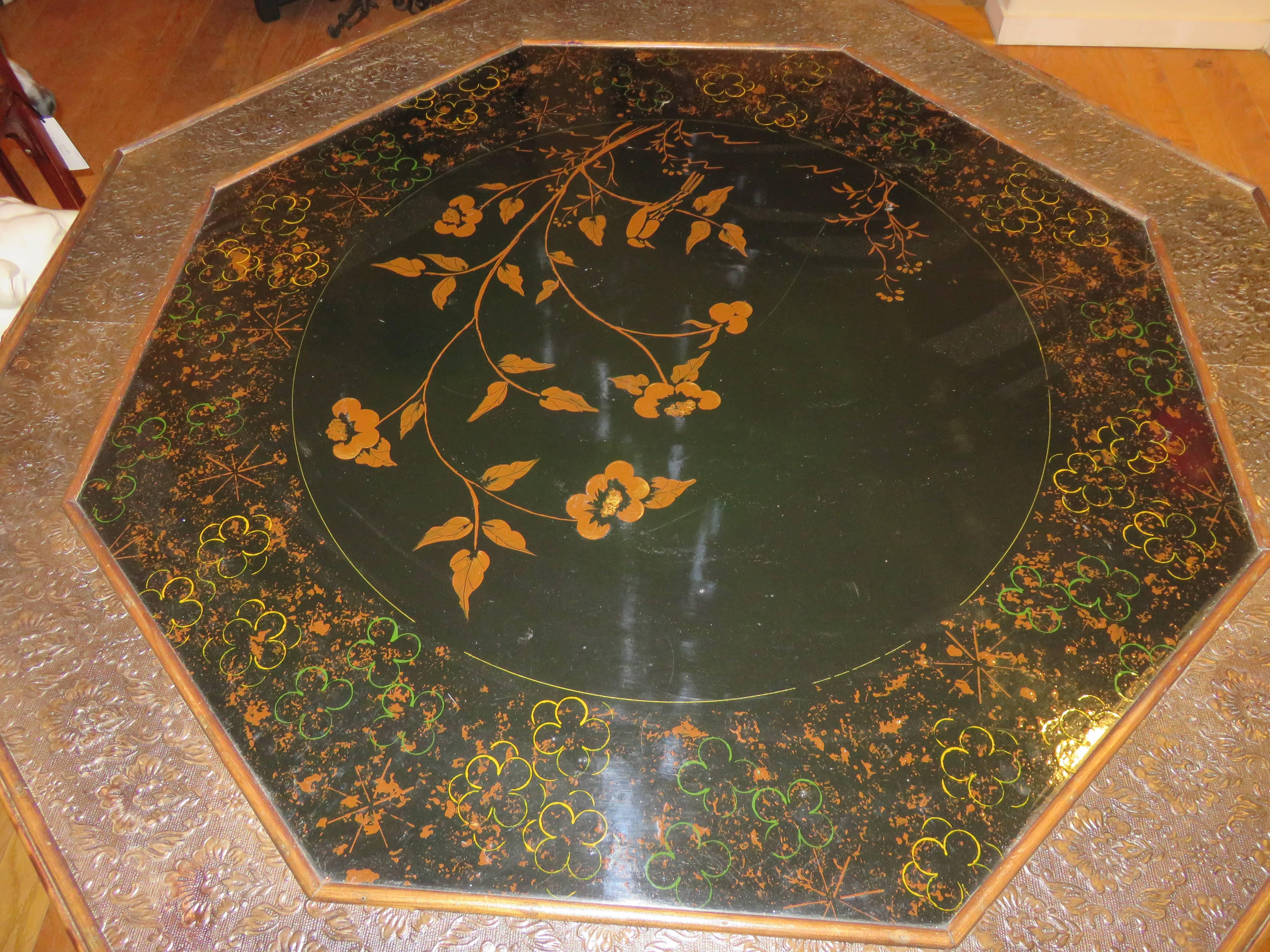 Anglo-Indian Magnificent Late 19th Century Faux Tortoiseshell and Chinoiserie Center Table