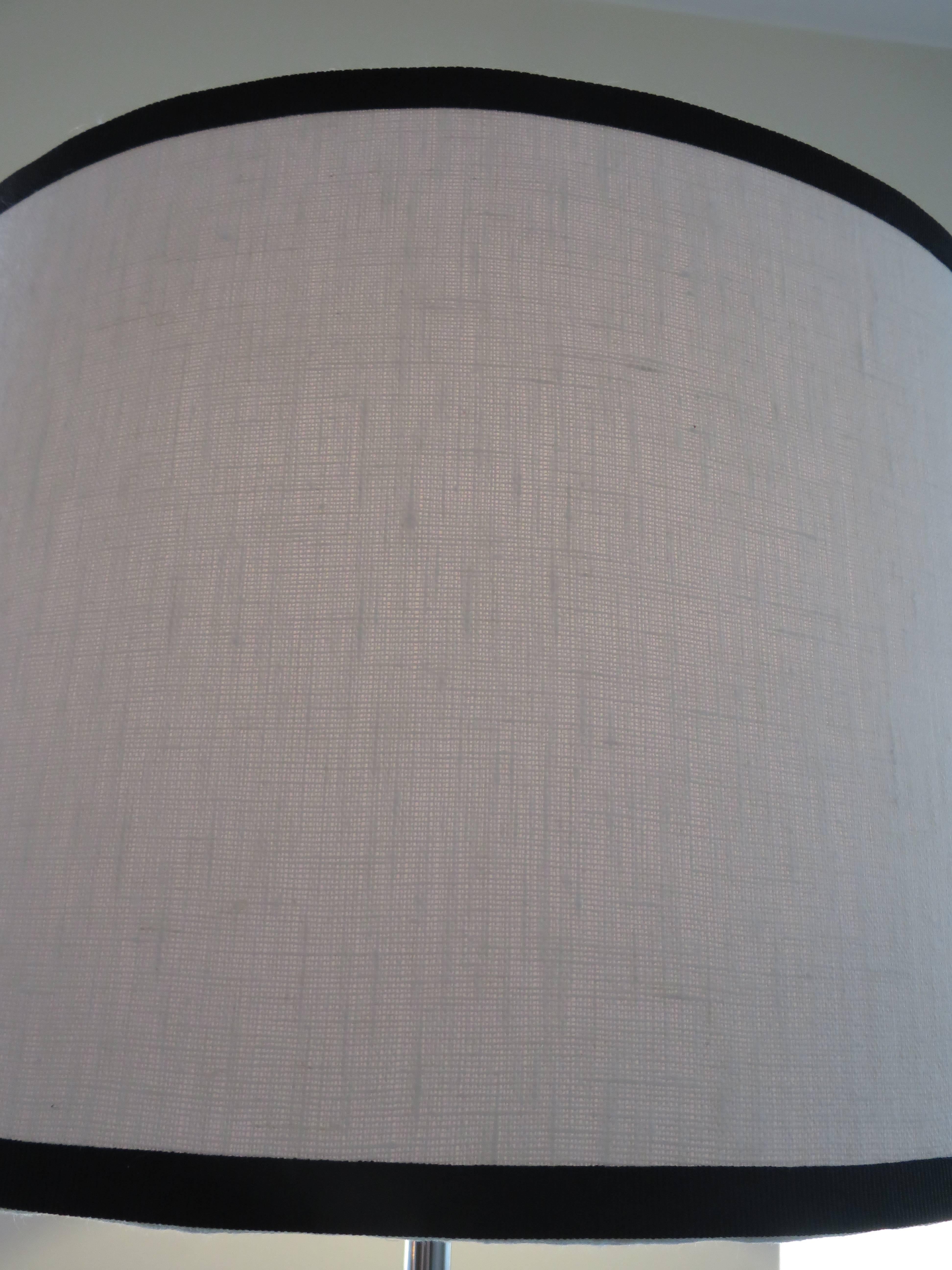 white bed lamp