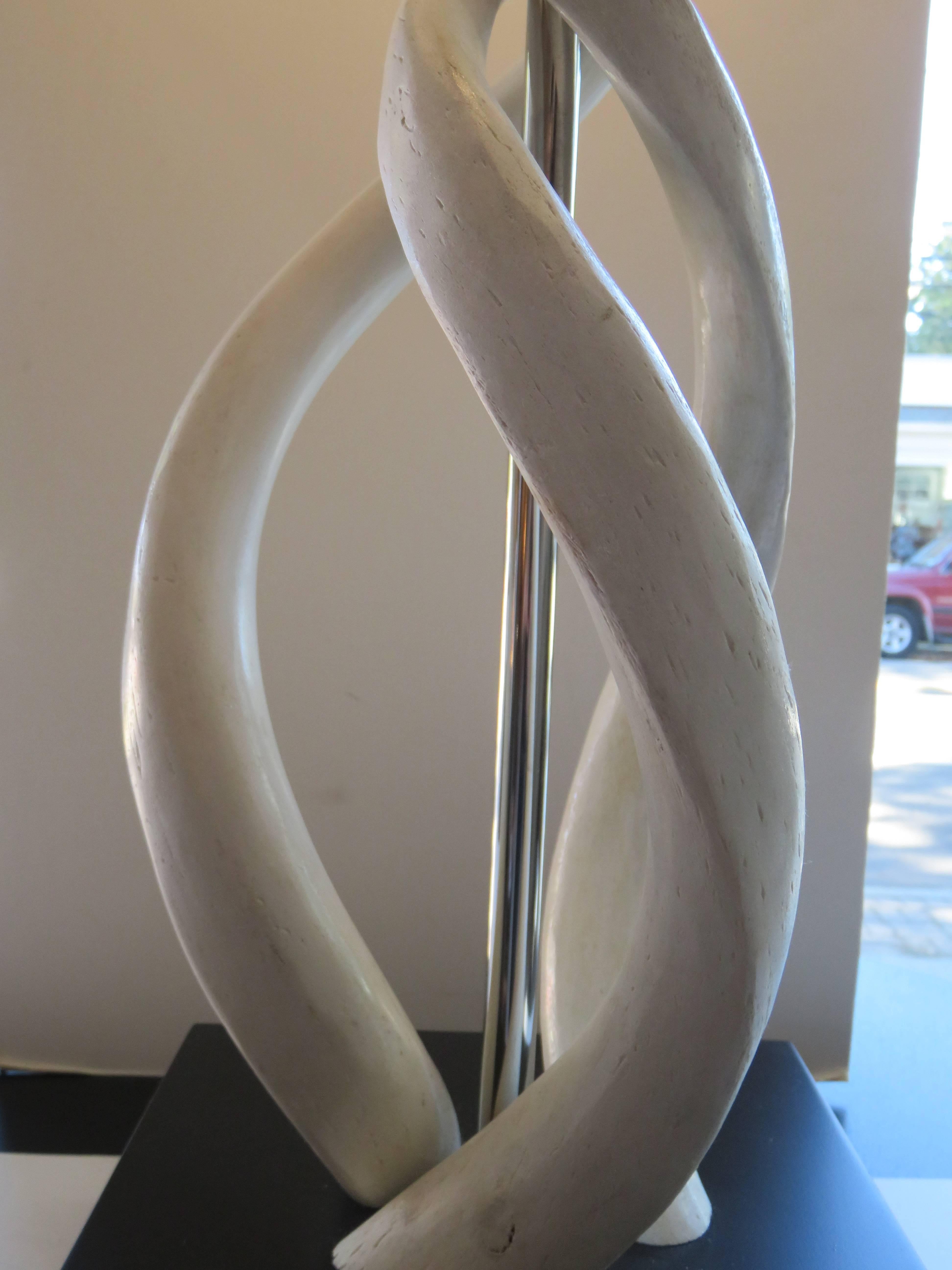 Anglo-Indian White Impala Horn Table Lamp For Sale