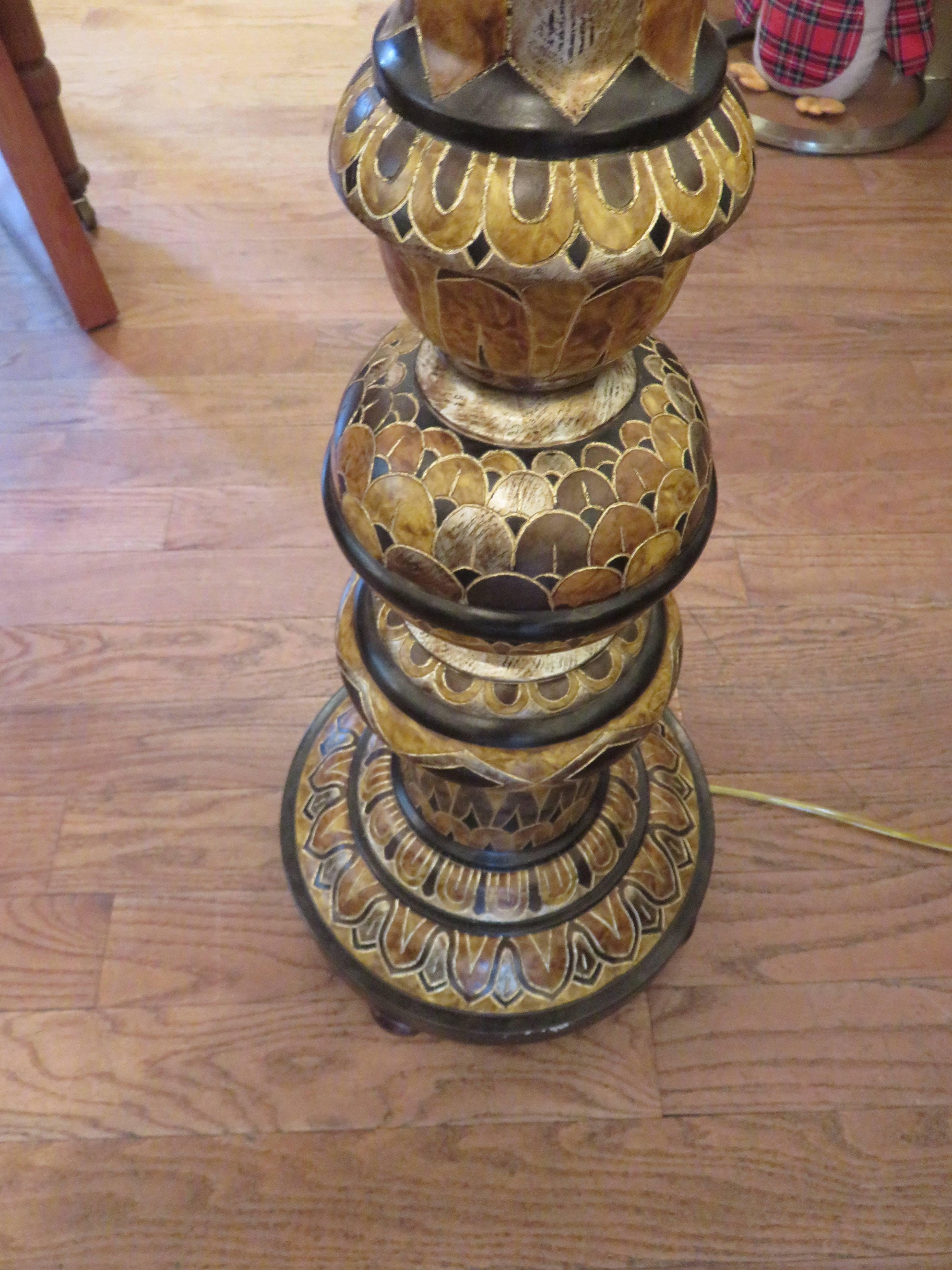 Anglo-Indian Hand-Carved Classical English  Decorated Floor Lamp