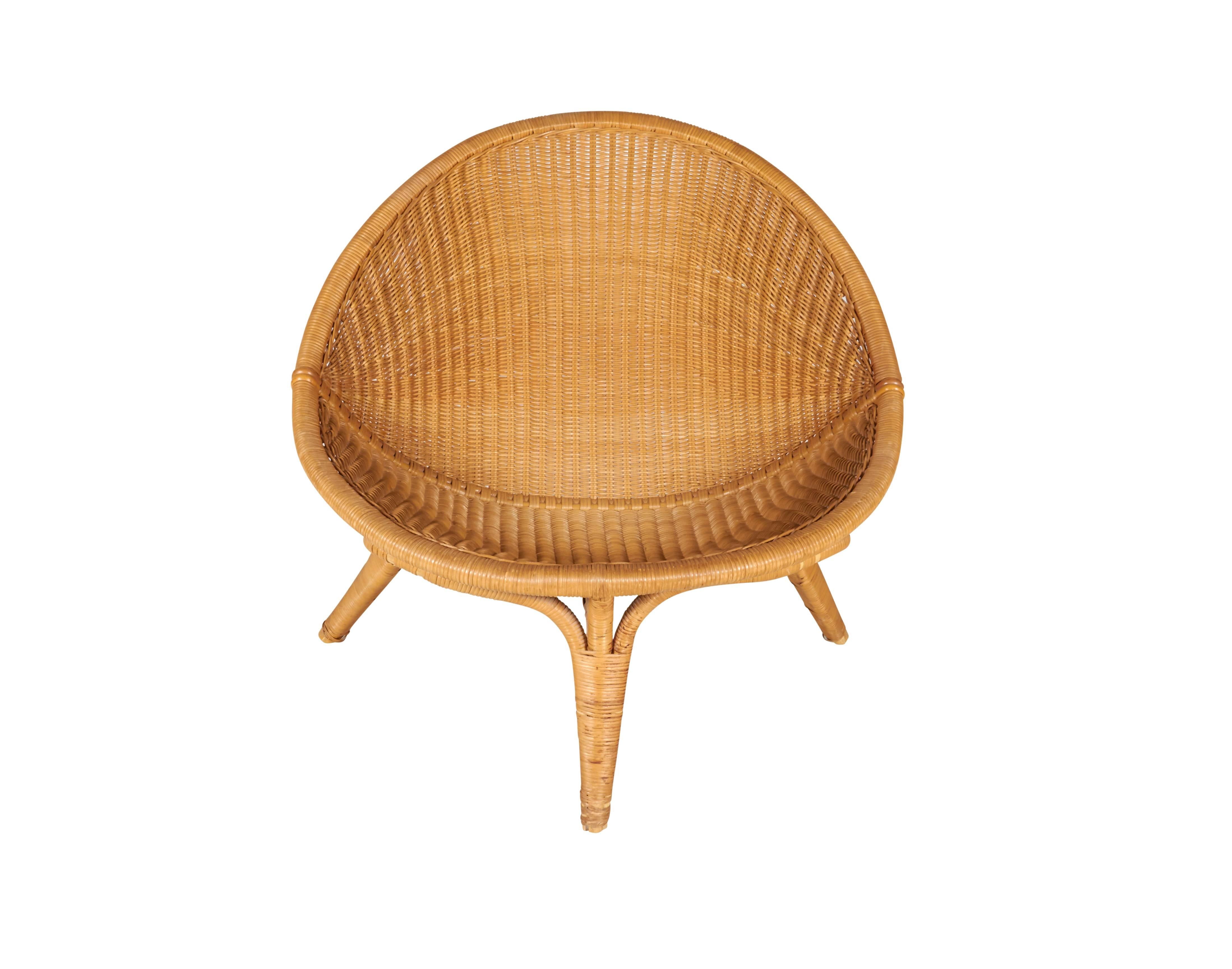 Ditzel's experimental approach to materials resulted in the three-legged rattan chair 