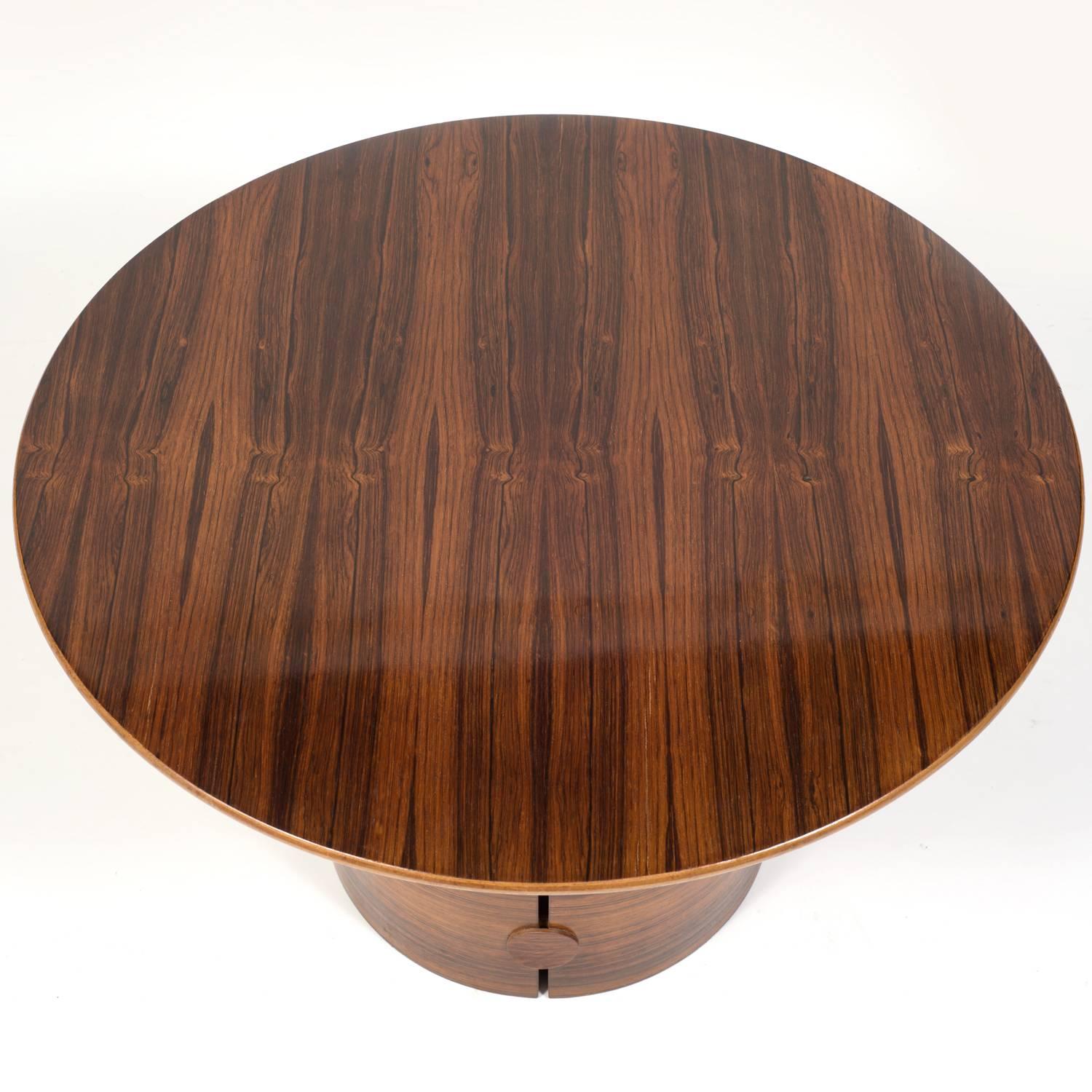 A rare and unusual coffee or centre table design for Knoll. The table was made in two different heights, the model shown here is the higher of the two. This rosewood veneer edition is an extremely rare version as the design was previously only made