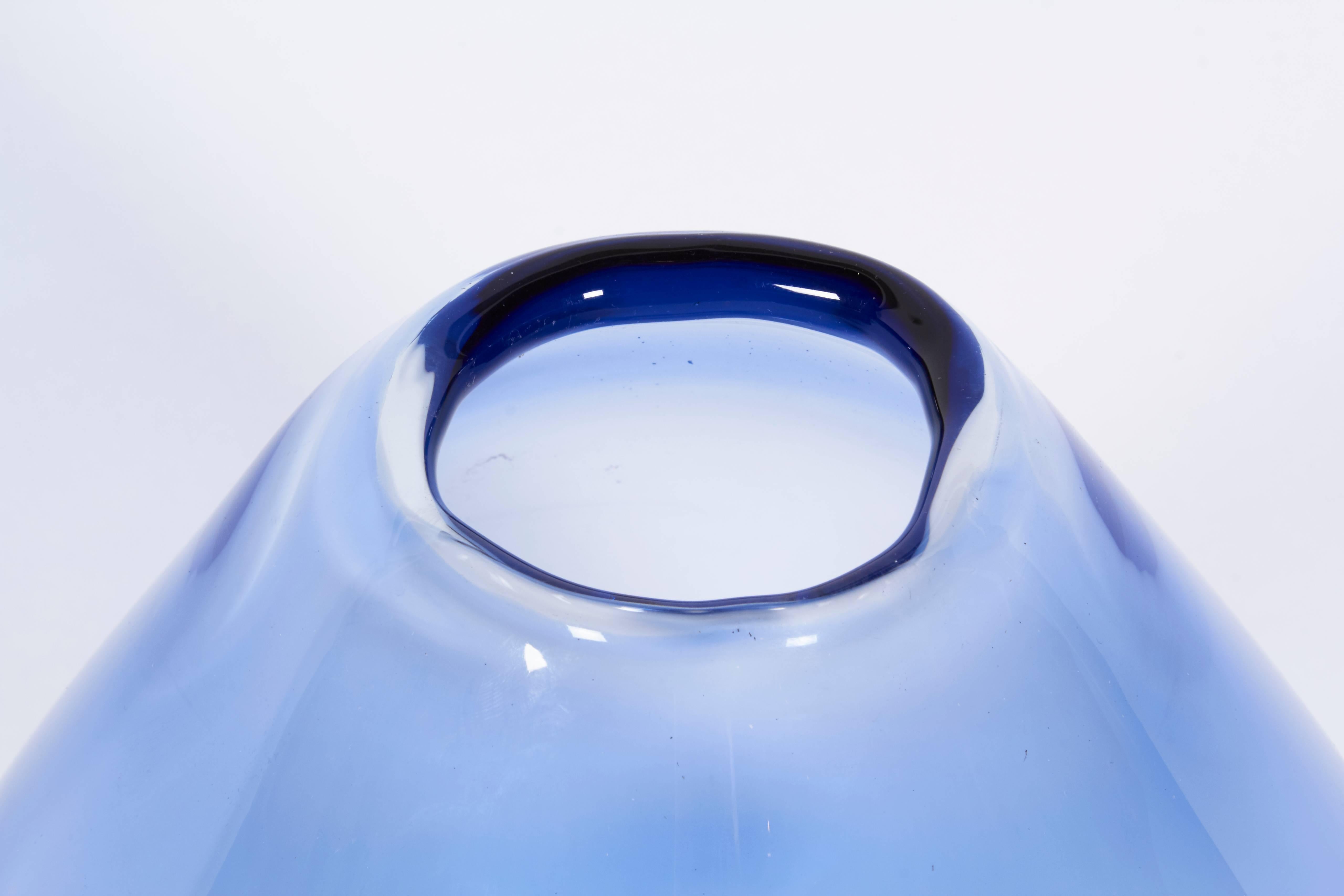 Large Hand Blown Blue Glass Vase by Per Lutken for Holmegaard, Denmark 1960s In Good Condition For Sale In New York, NY