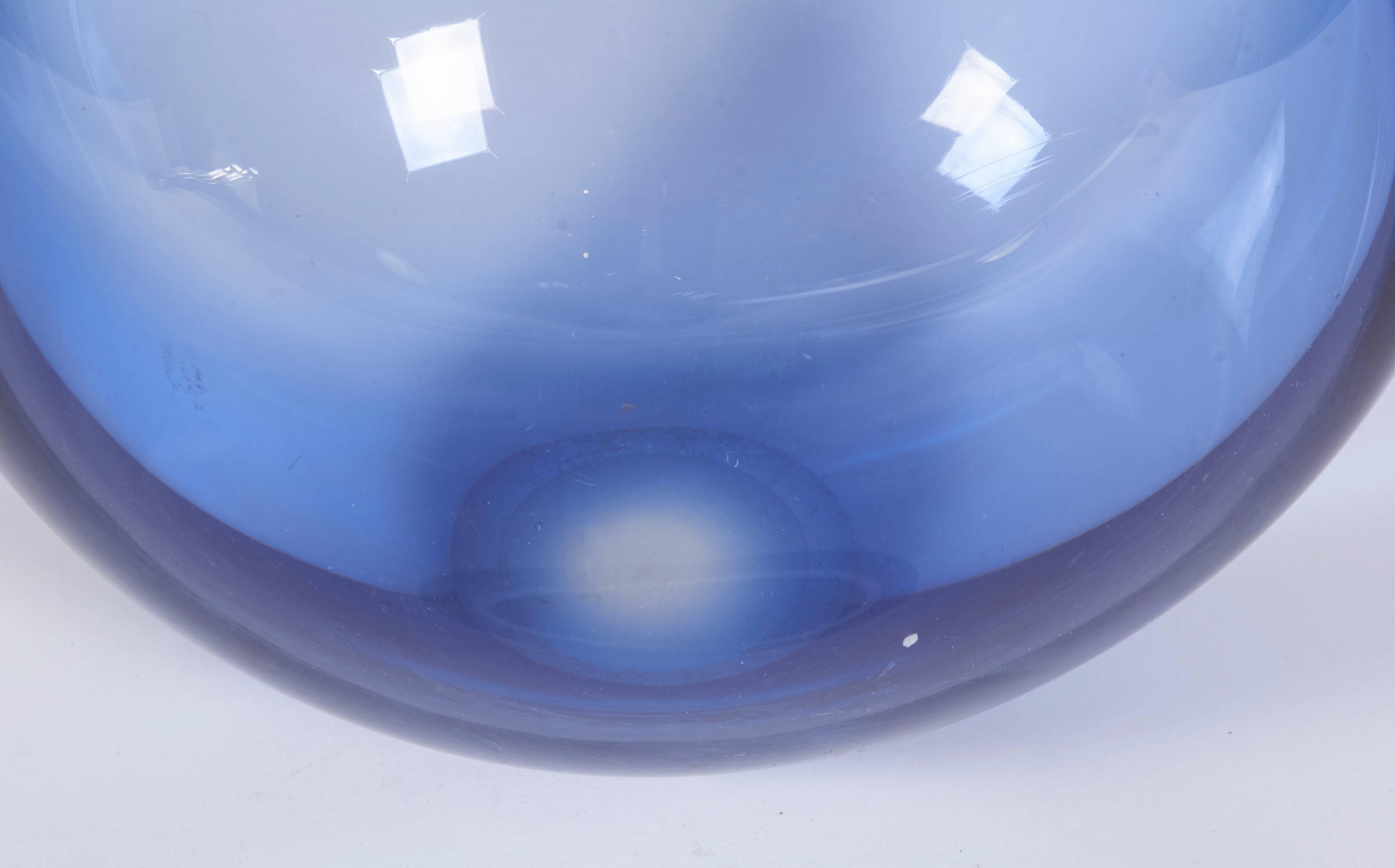 Mid-20th Century Large Hand Blown Blue Glass Vase by Per Lutken for Holmegaard, Denmark 1960s For Sale