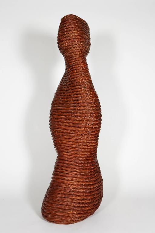 sculptural figures