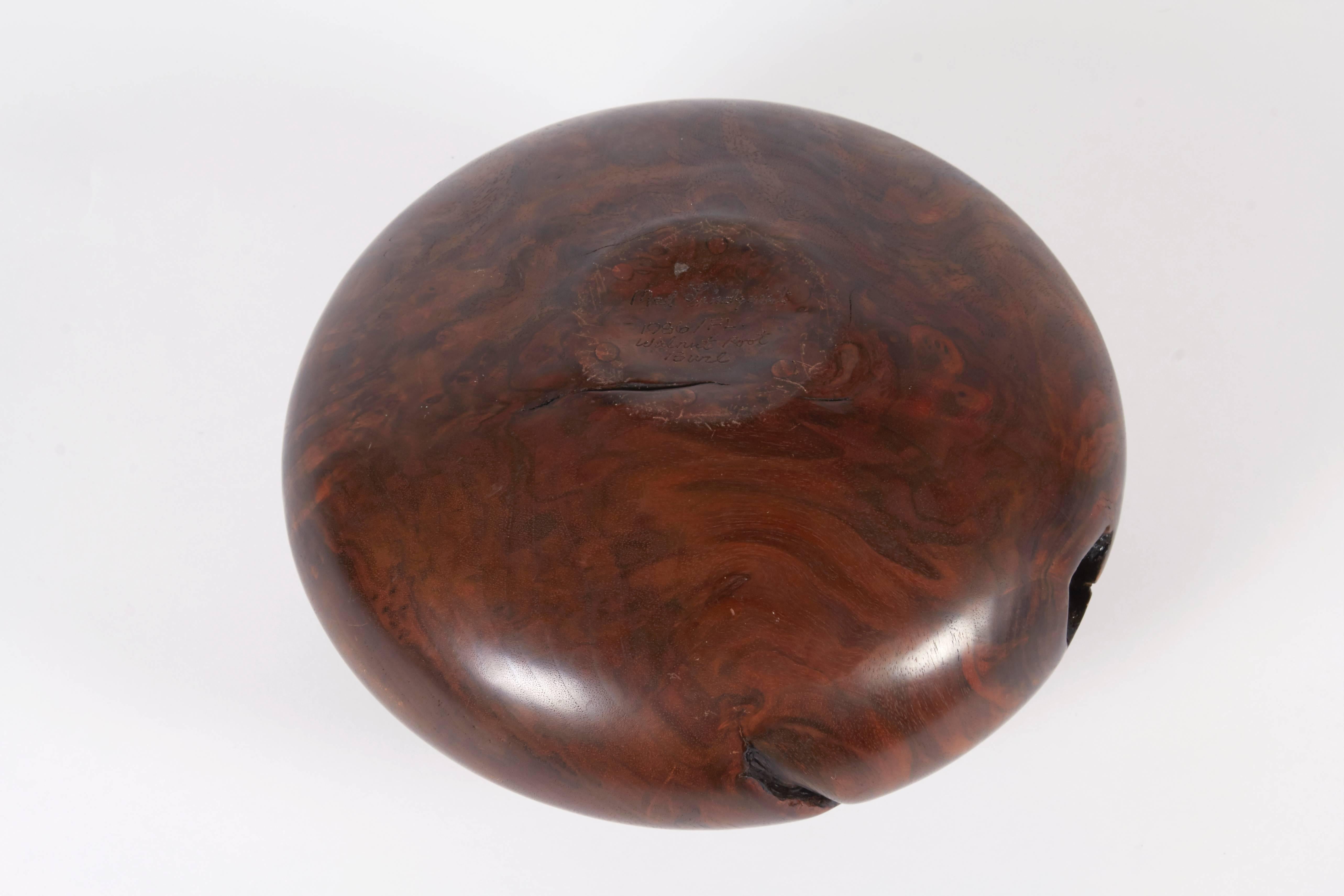 Melvin Lindquist Walnut Root Burl Turned Vase, Signed and Dated 1986 In Excellent Condition In New York, NY