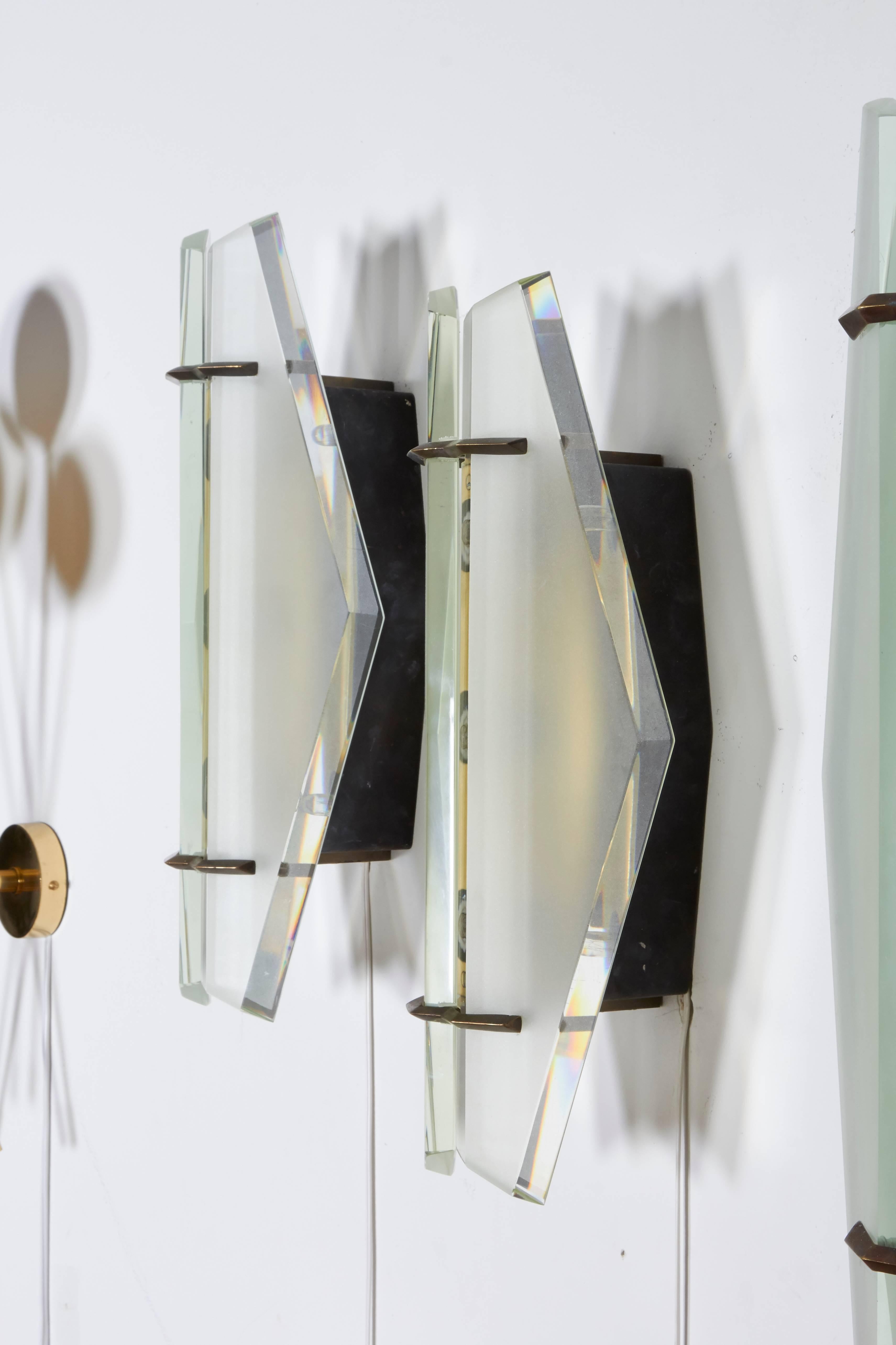 Pair of Italian Mid-Century Sconces Attributed to Max Ingrand for Fontana Arte (Moderne der Mitte des Jahrhunderts)