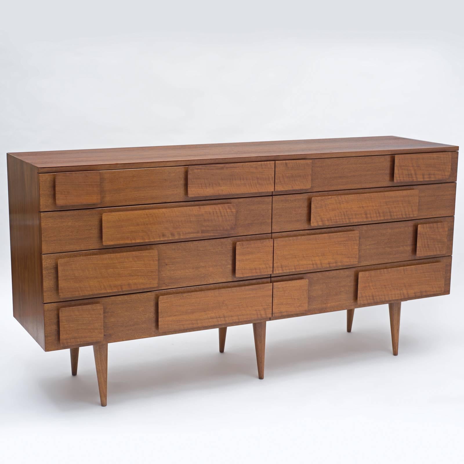 A Classic Gio Ponti simple and elegant design. A very spacious dresser with the original dividers and jewelry tray.
