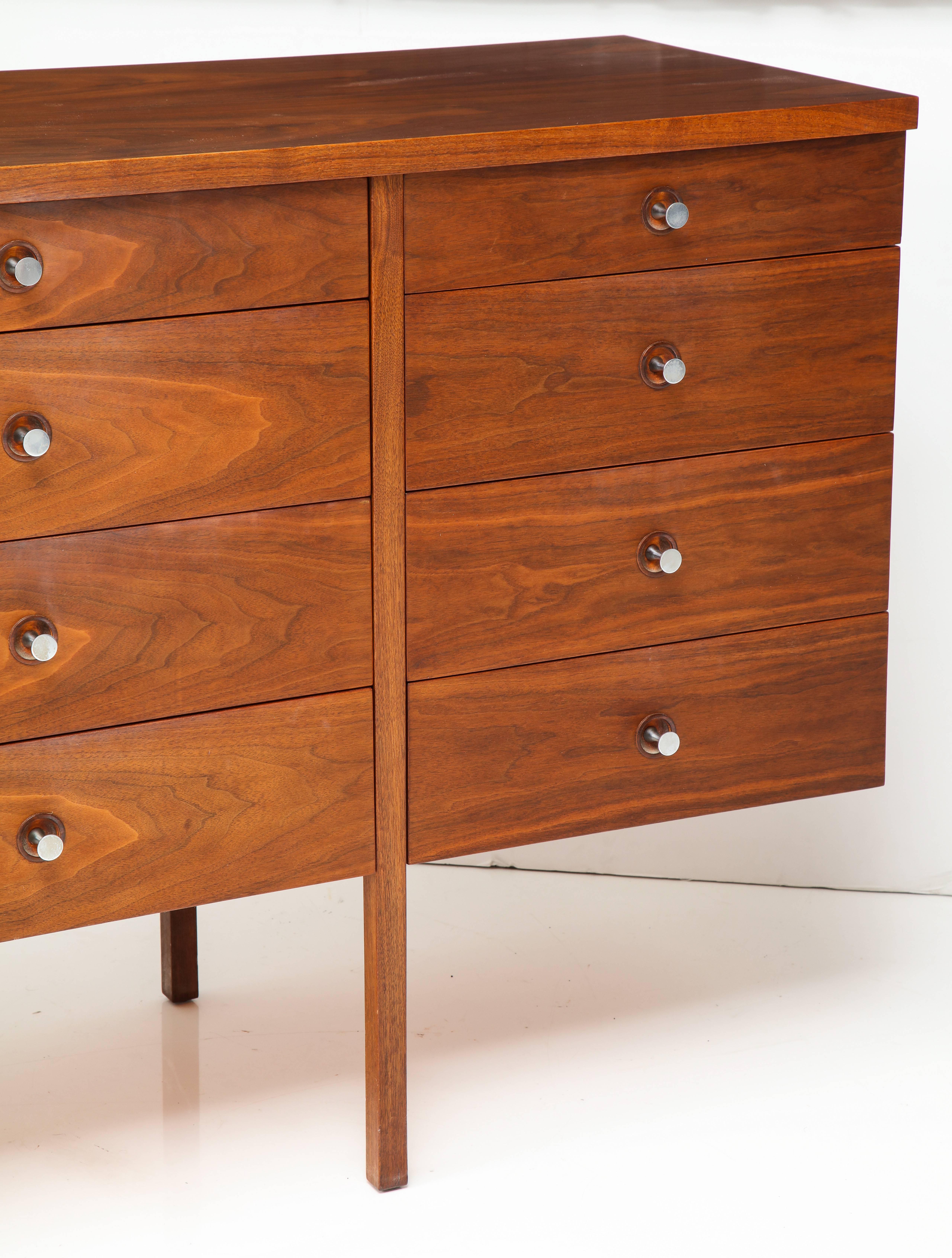 Paul McCobb Mid-Century Walnut Chest of Drawers or Sideboard, USA, 1960s In Excellent Condition In New York, NY