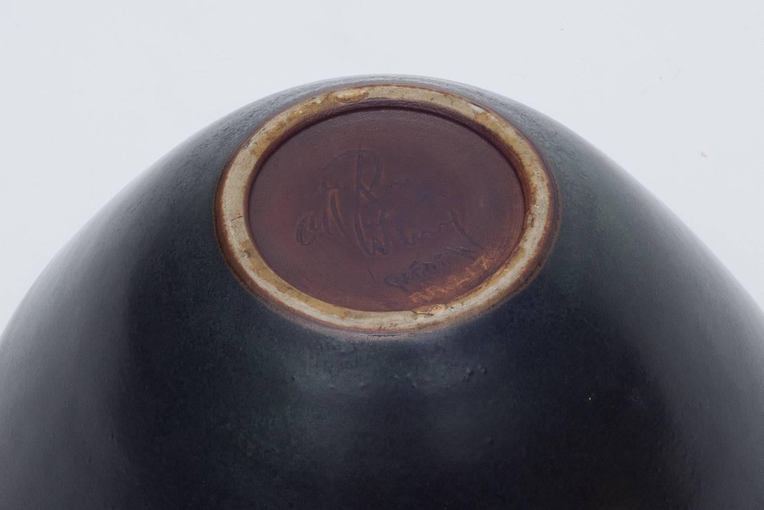 Danish Gunnar Nylund Matte Glaze Stoneware Bowl for Rostrand, Denmark 1950s For Sale