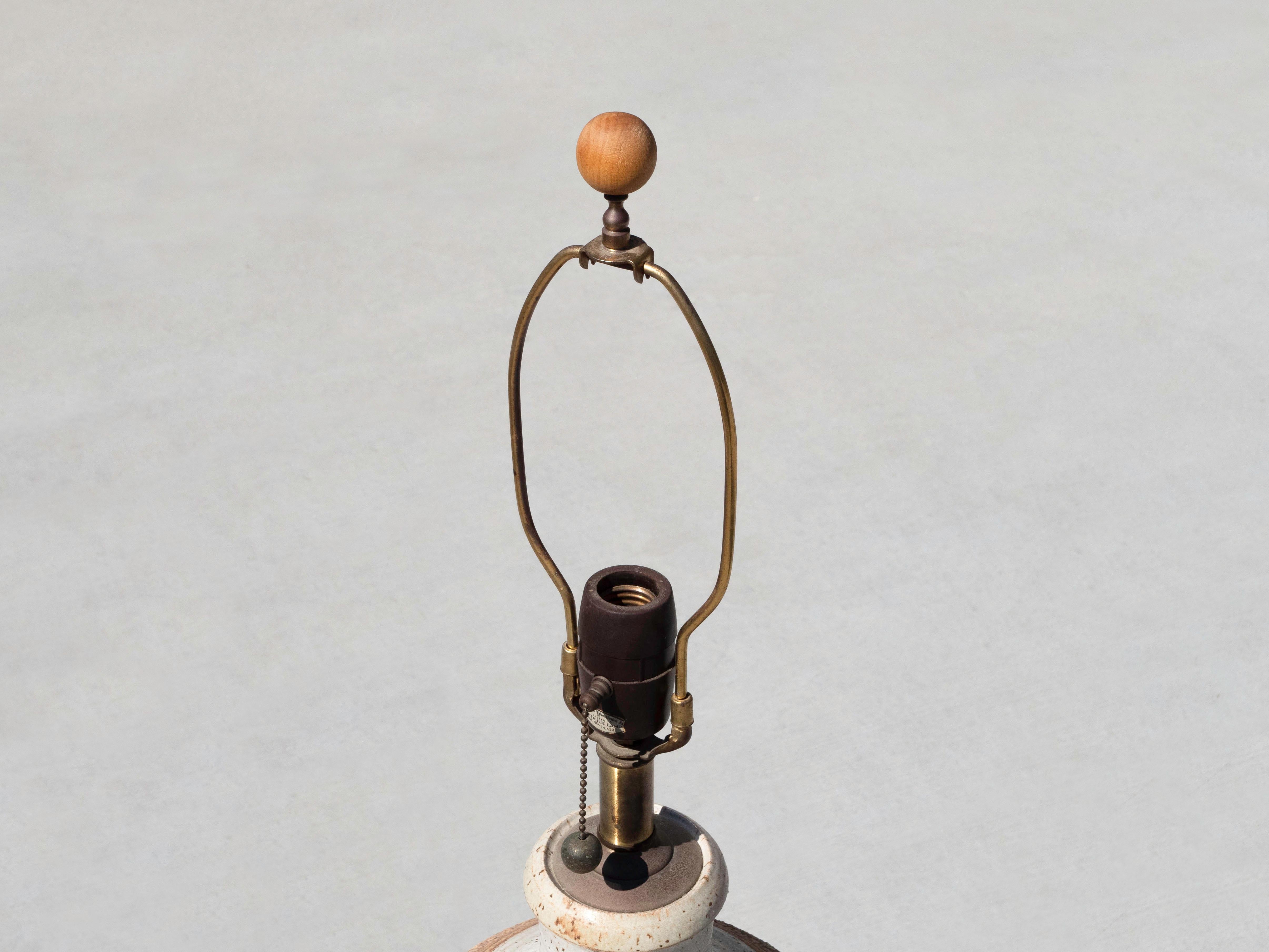 Bob Kinzie Large Stoneware Table Lamp for Affiliated Craftsmen, Circa 1960's For Sale 2