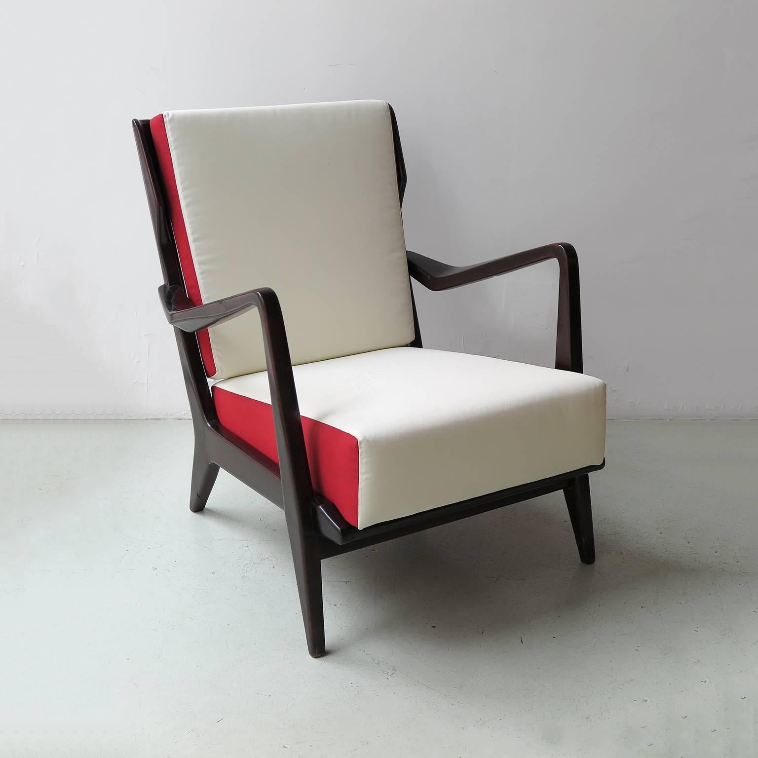 Gio Ponti Pair of Armchairs, Model # 516  In Good Condition In New York, NY