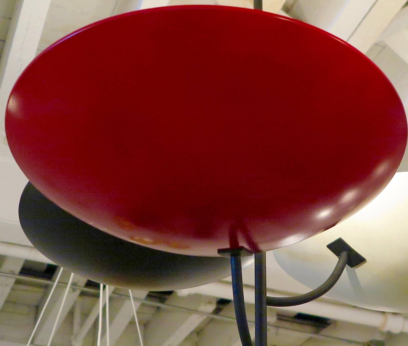 Italian Three-Arm Ceiling Light in Red, Black and White Painted Brass In Good Condition In New York, NY
