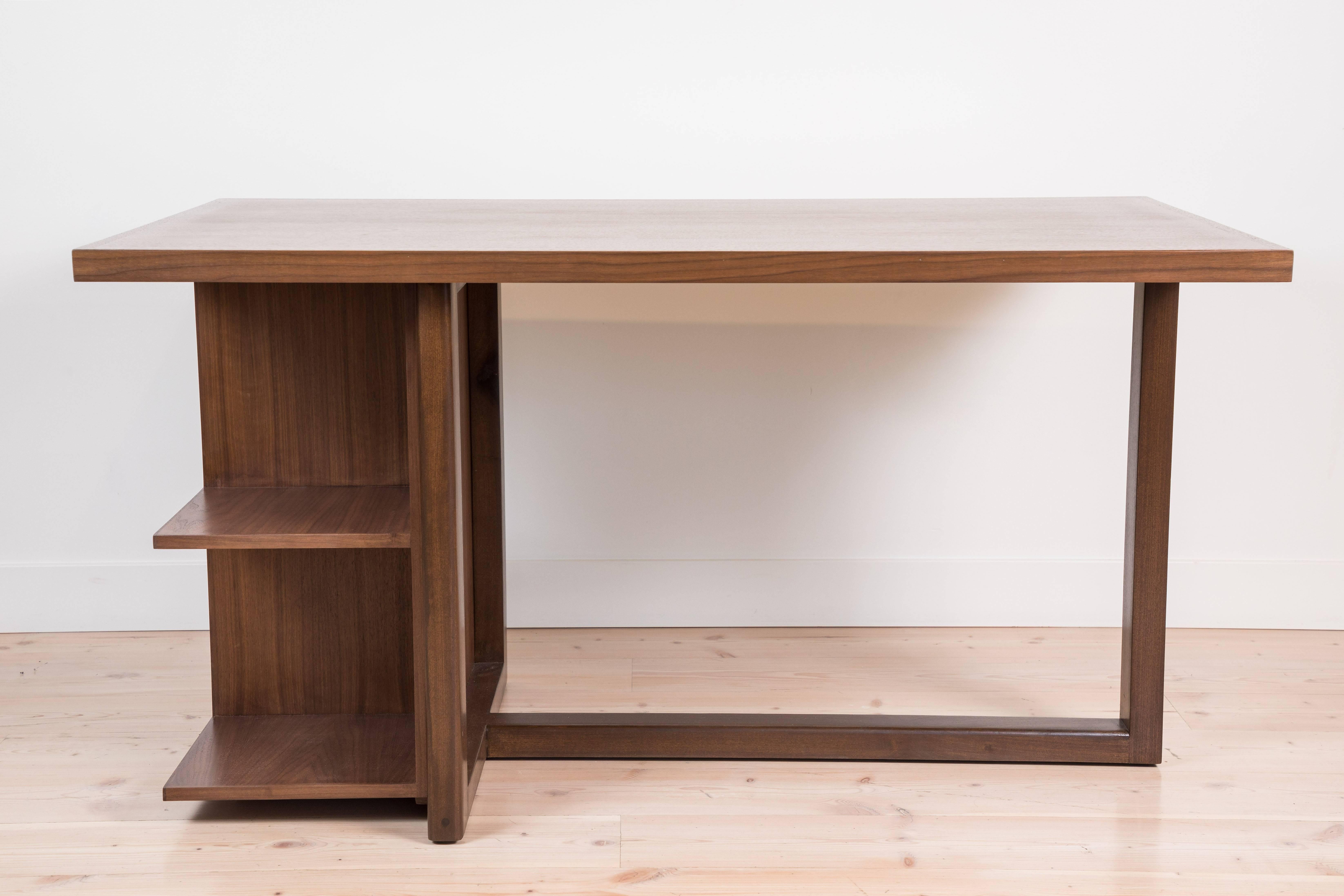 Ivanhoe desk by Lawson-Fenning

Available to order in various finishes with a 10-12 week lead time.