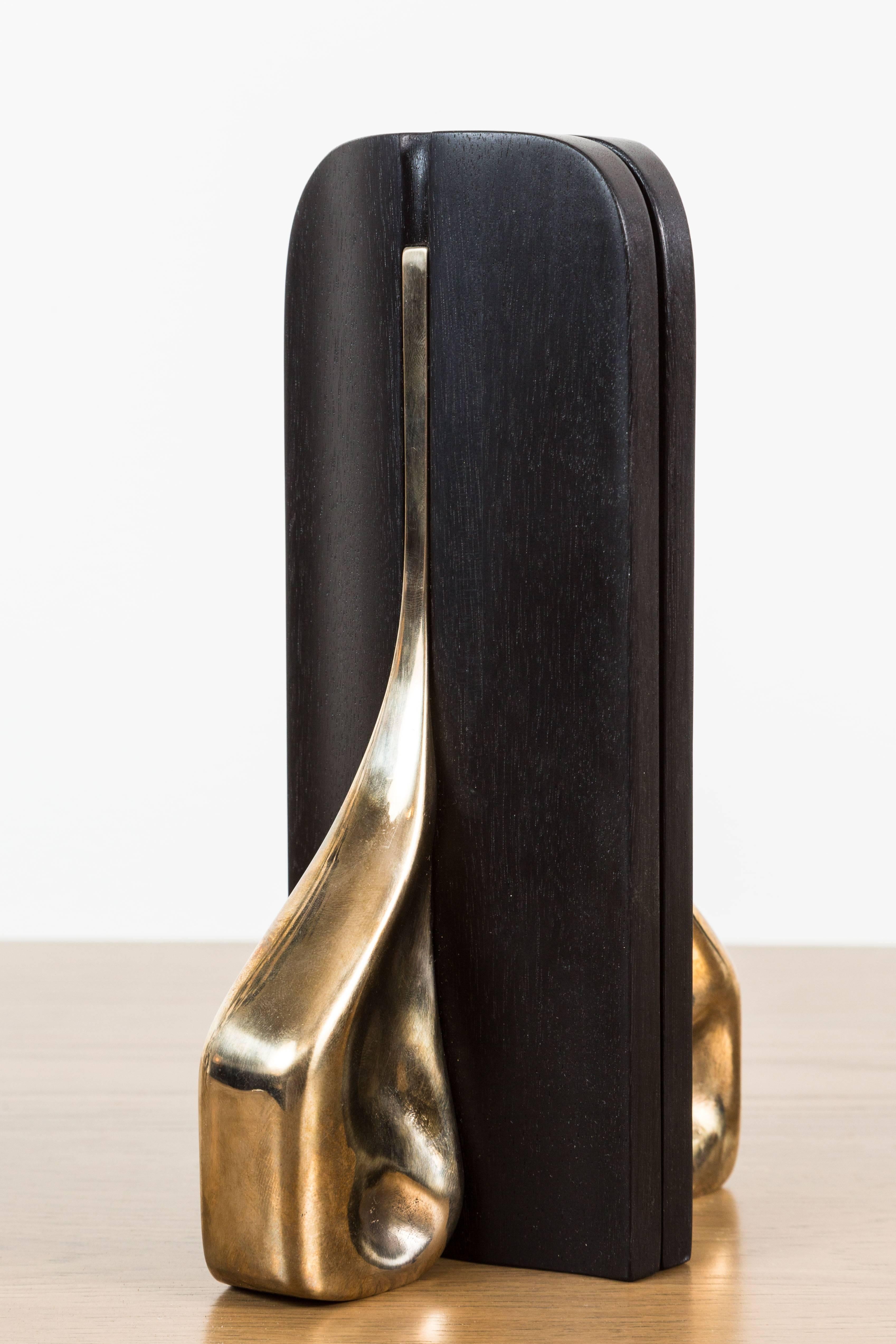Pair of Ebonized Walnut and Cast Bronze Bookends by Vincent Pocsik In New Condition In Los Angeles, CA