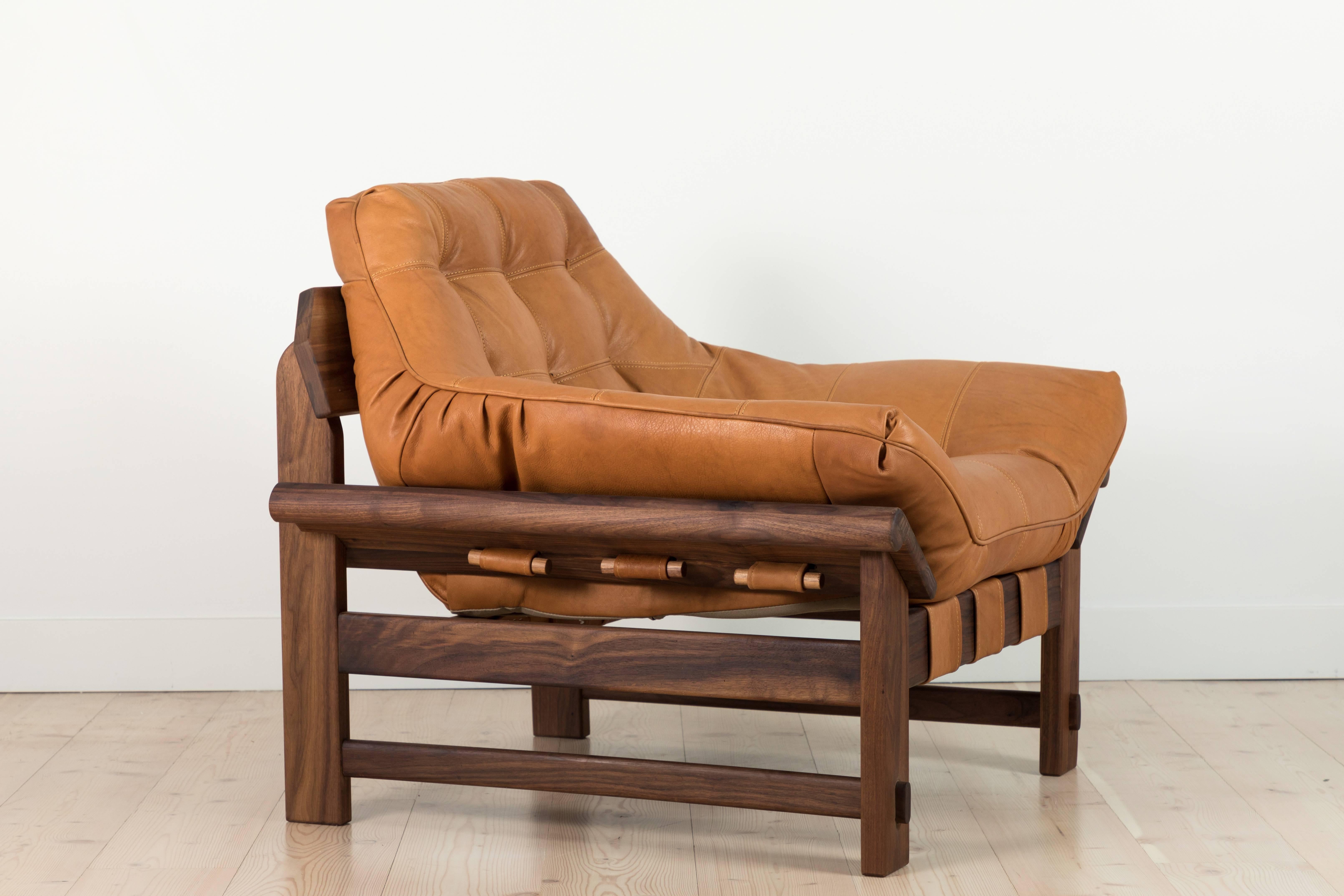 Pair of Leather and Oiled Walnut Ojai Lounge Chairs by Lawson-Fenning 1