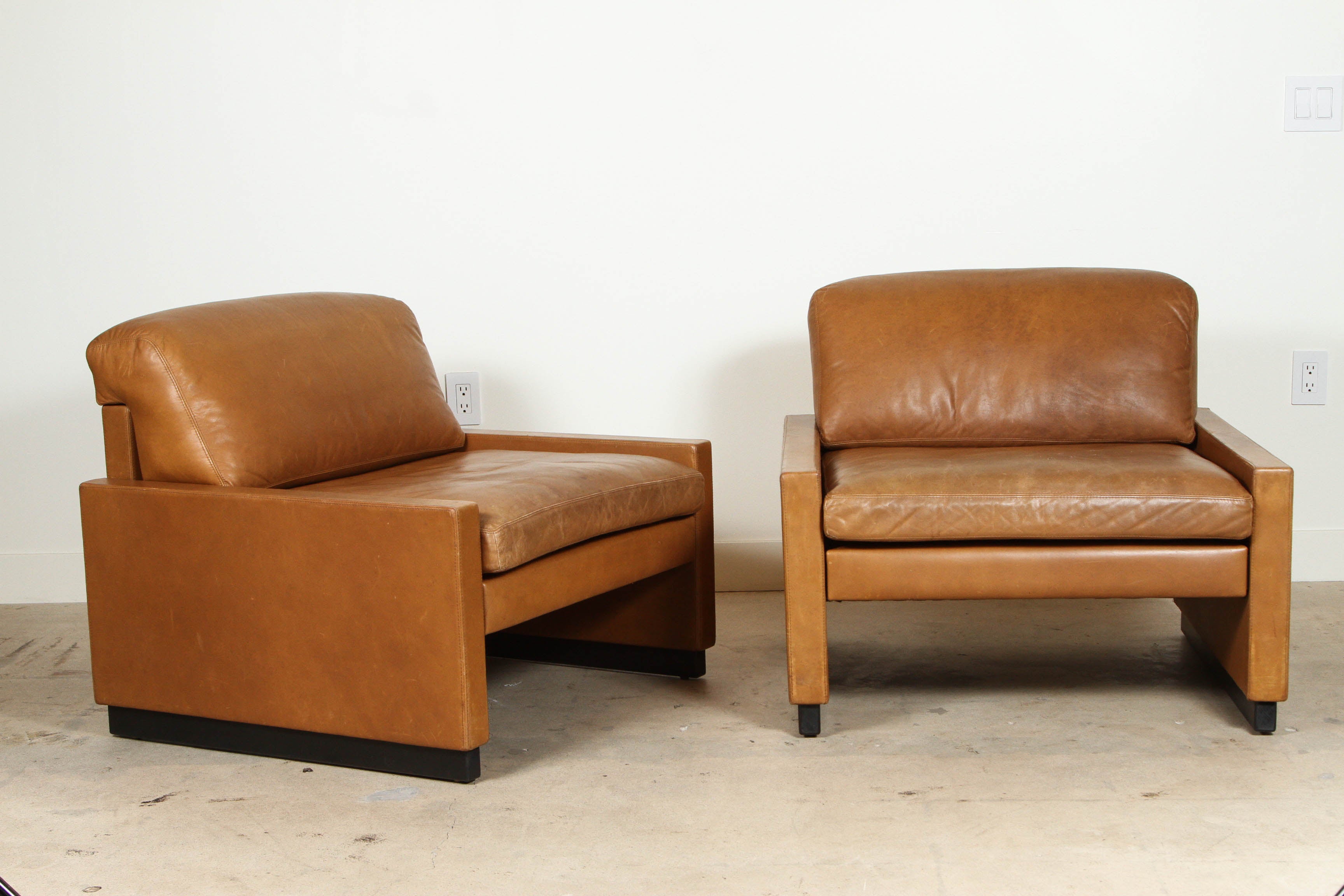 Pair of Dutch Leather Armchairs by Straub