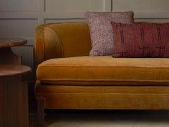 Canapé Lawson-Fenning Douglas, mohair marron et noyer massif, canapé moderne
