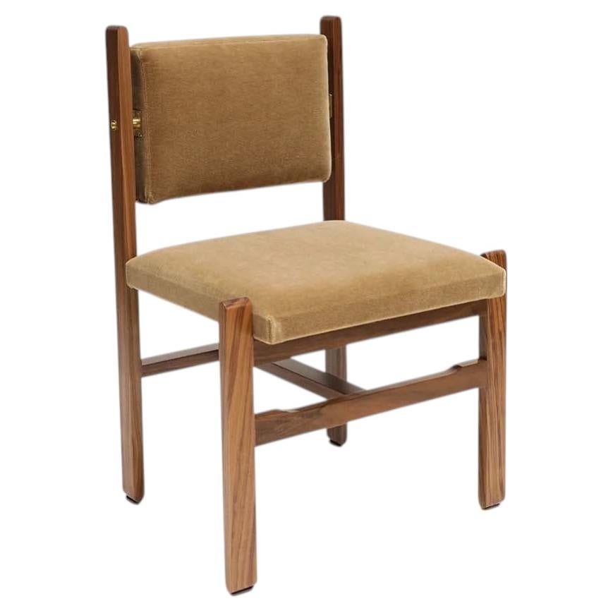 Chaise de salle à manger Morro de Lawson-Fenning, assise rembourrée, mohair et noyer