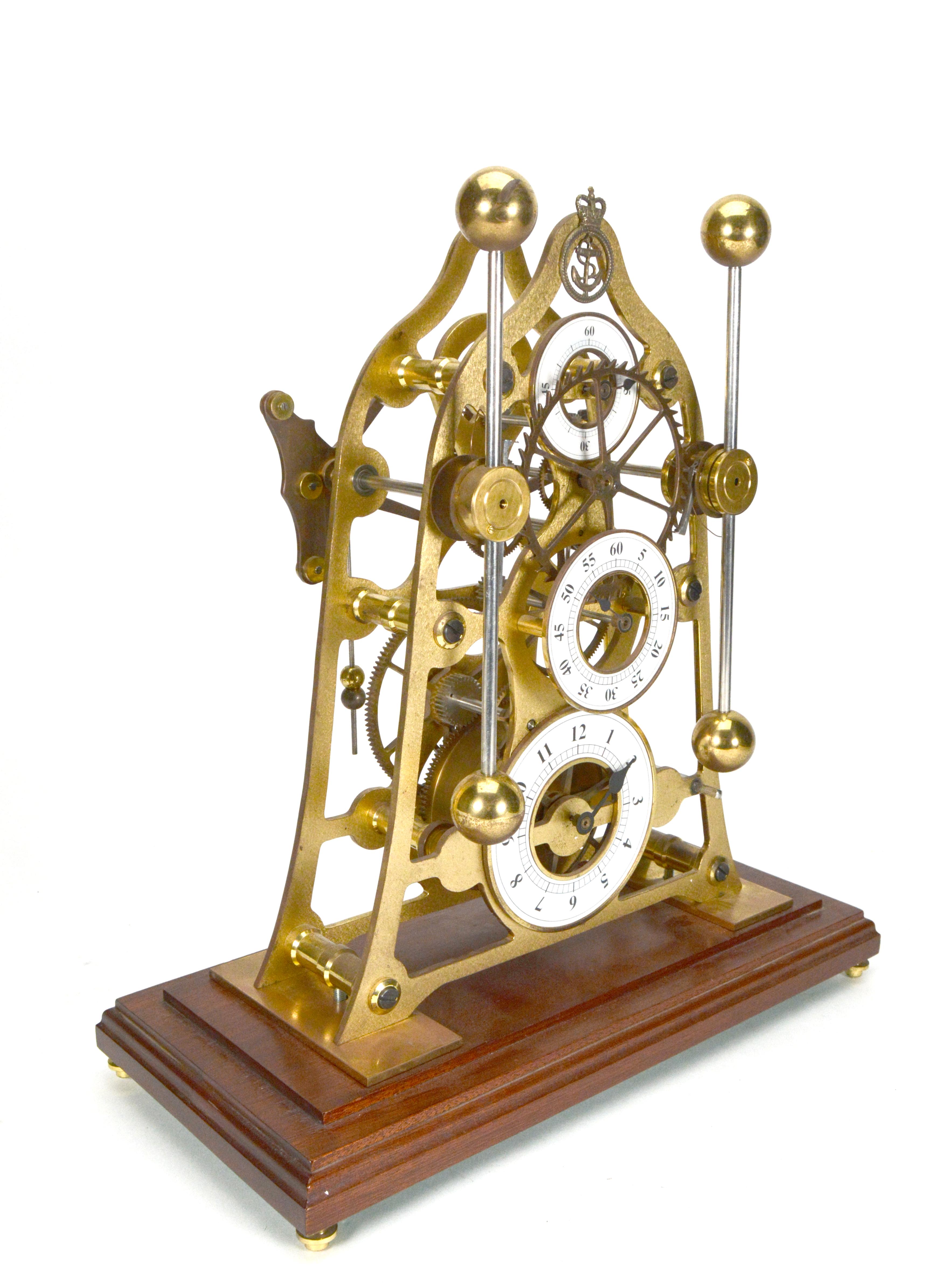 Vintage English Devon Harrison Grasshopper Escapement Double Pendulum Skeleton Sea Clock

MOUVEMENT : Mécanisme à remontage 8 jours

FONCTION : heure seulement

Taille : 16 
